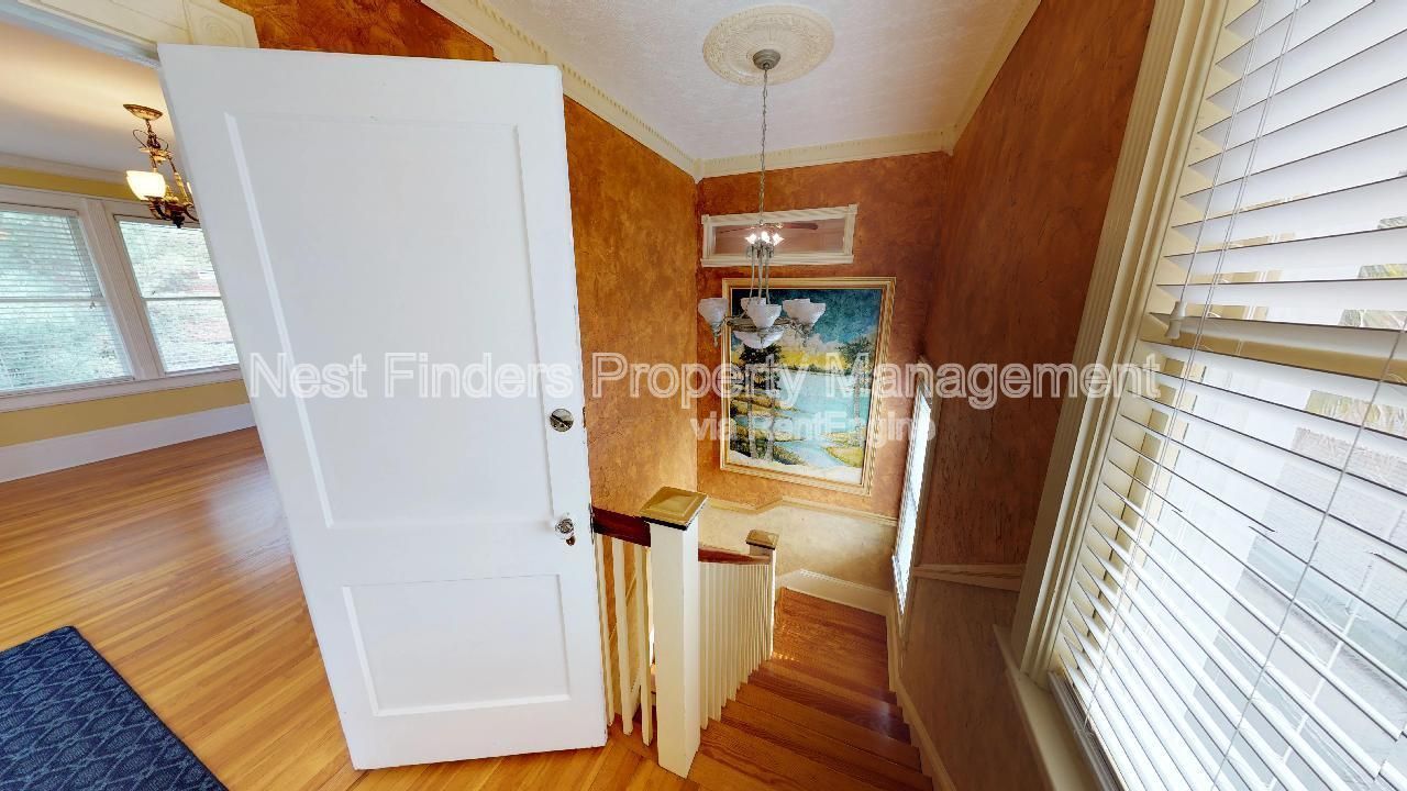 Charming Riverside Upstairs Unit Just Steps from Five Points! property image