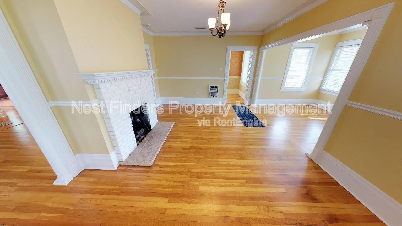 Charming Riverside Upstairs Unit Just Steps from Five Points! property image