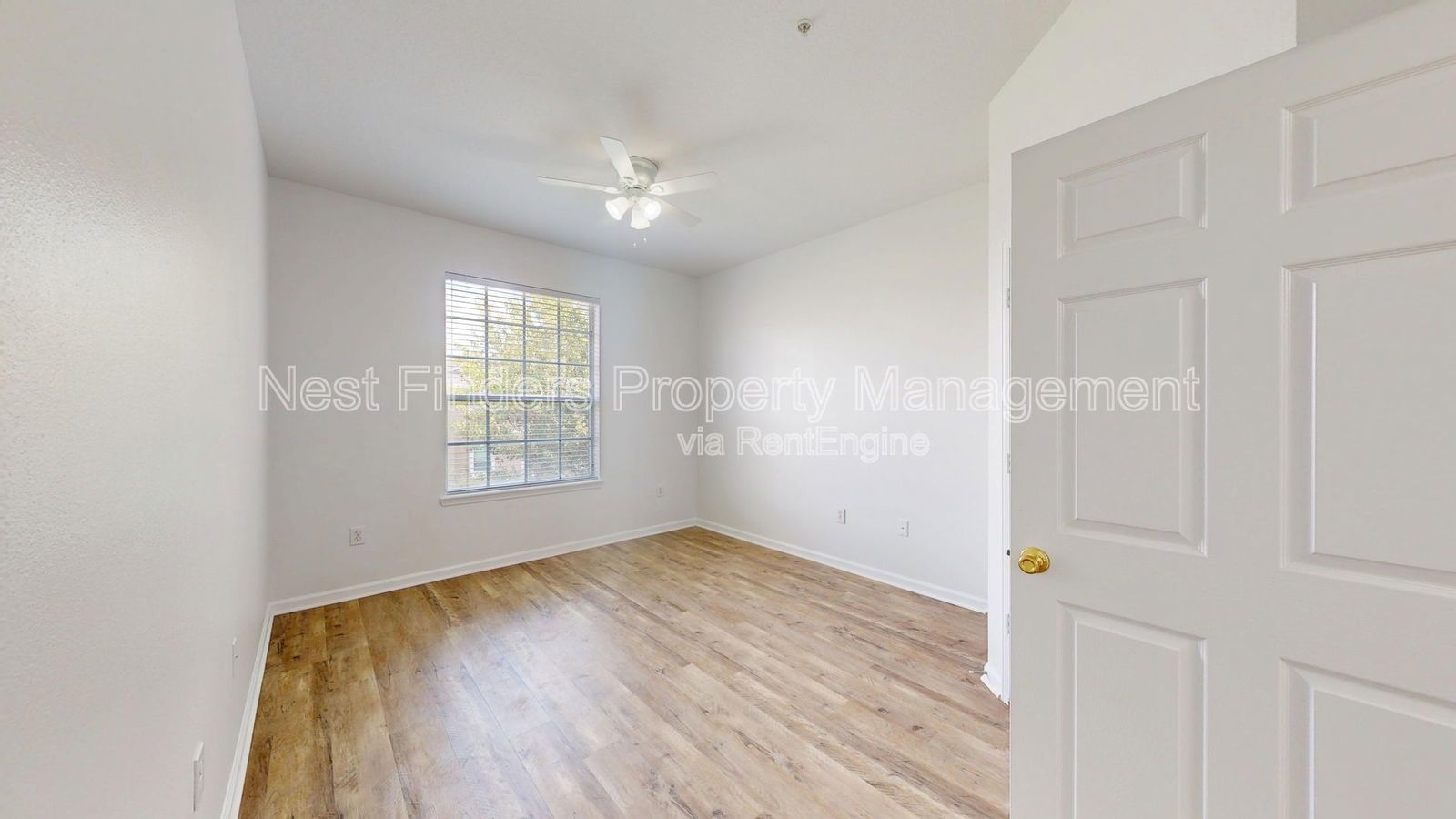 Beautifully updated 2 bed, 2 bath third-floor condo in the gated Stonebridge community. property image