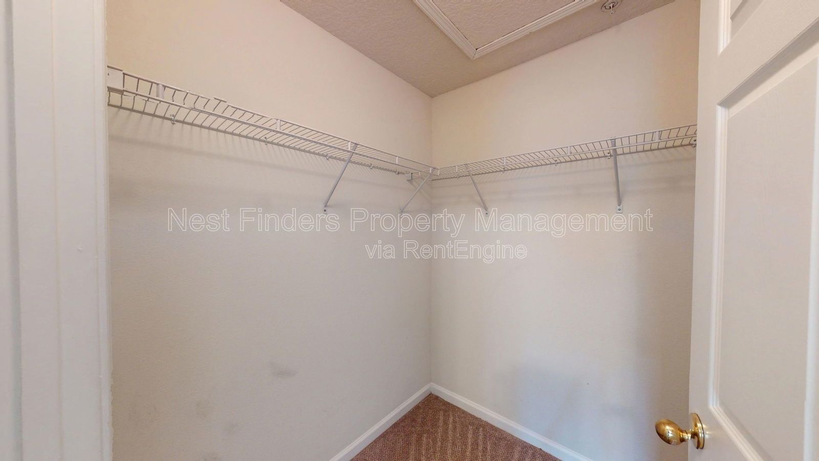 Spacious 3 Bedroom Condo in Villa Beauclerc for rent! property image