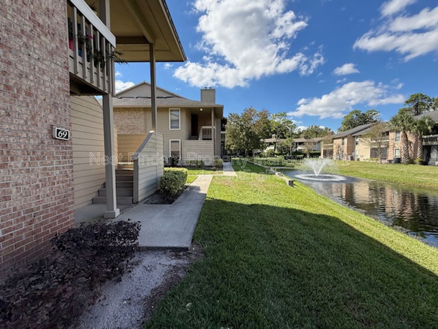 Beautiful Ground-Floor 2 Bedroom, 2 Bathroom Condo in The Landings at Belle Rive! property image