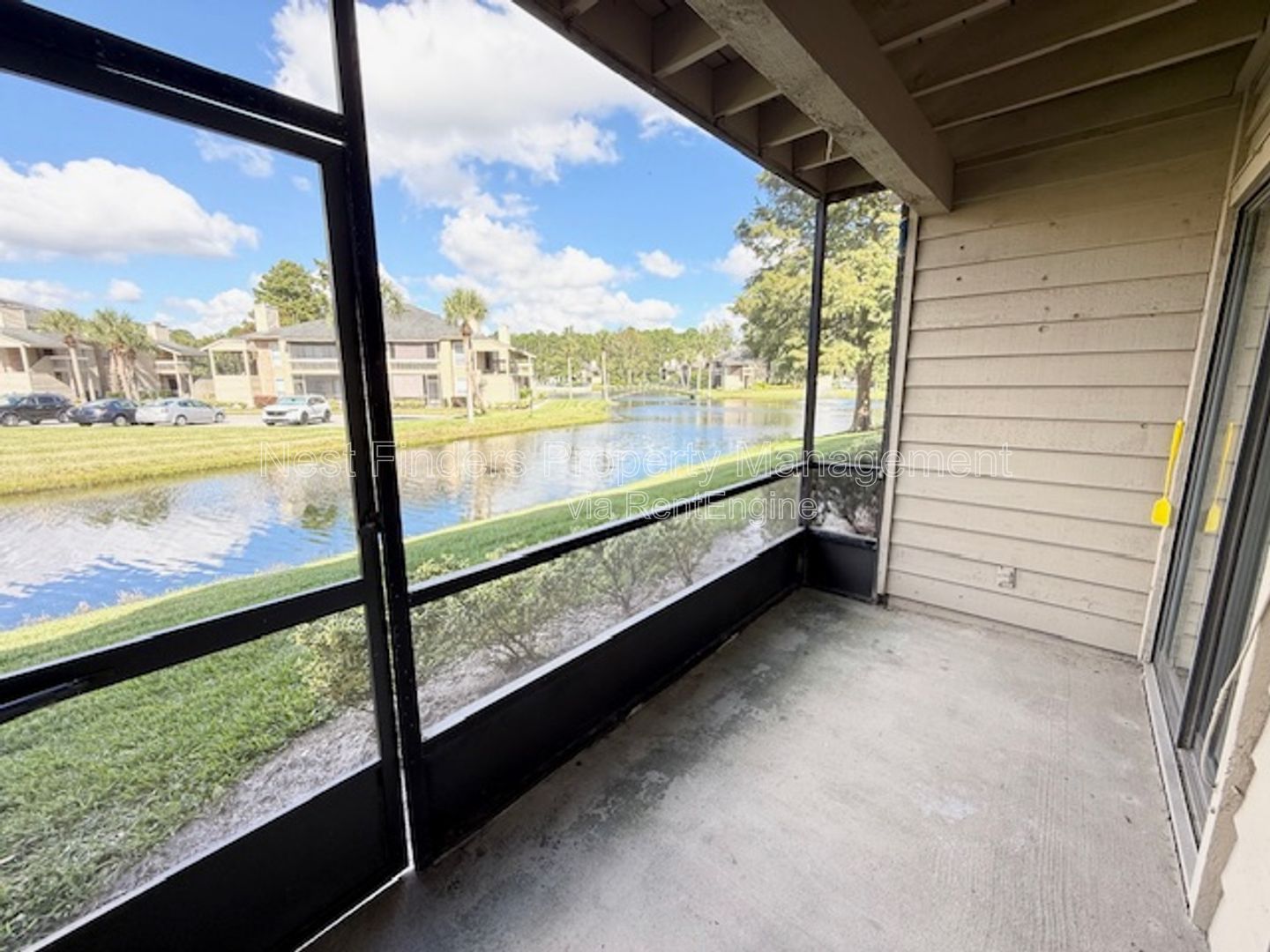 Beautiful Ground-Floor 2 Bedroom, 2 Bathroom Condo in The Landings at Belle Rive! property image