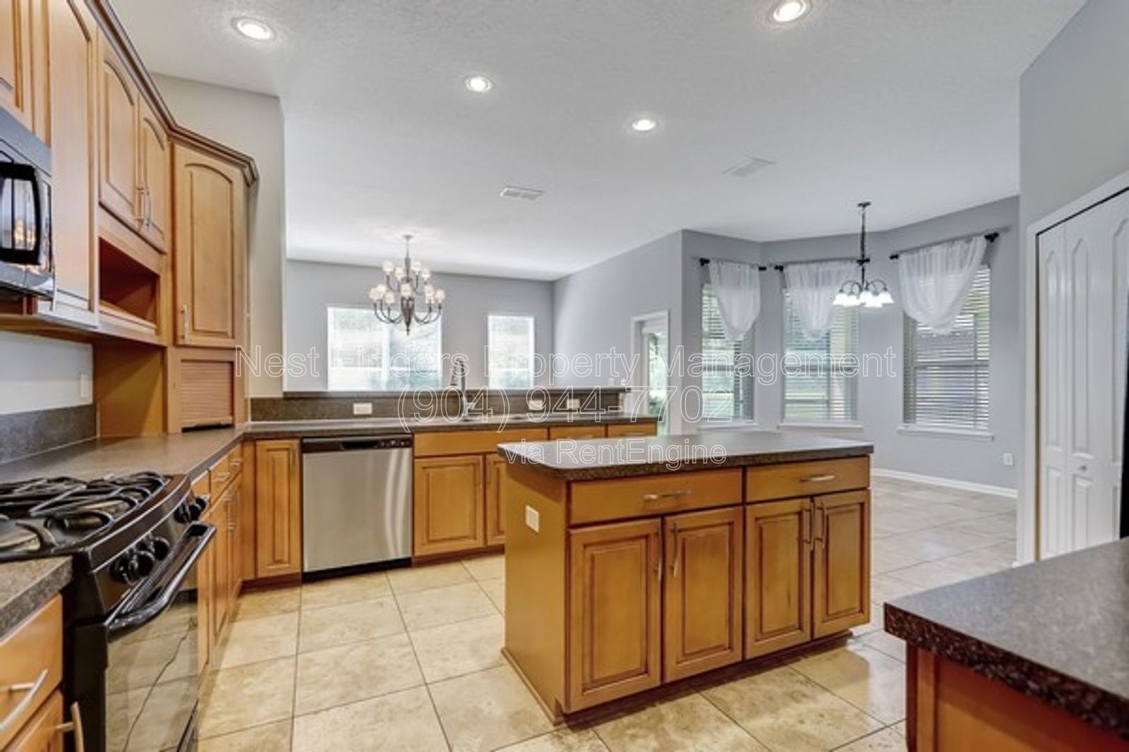 Exceptional 5-bedroom, 4-bathroom residence property image