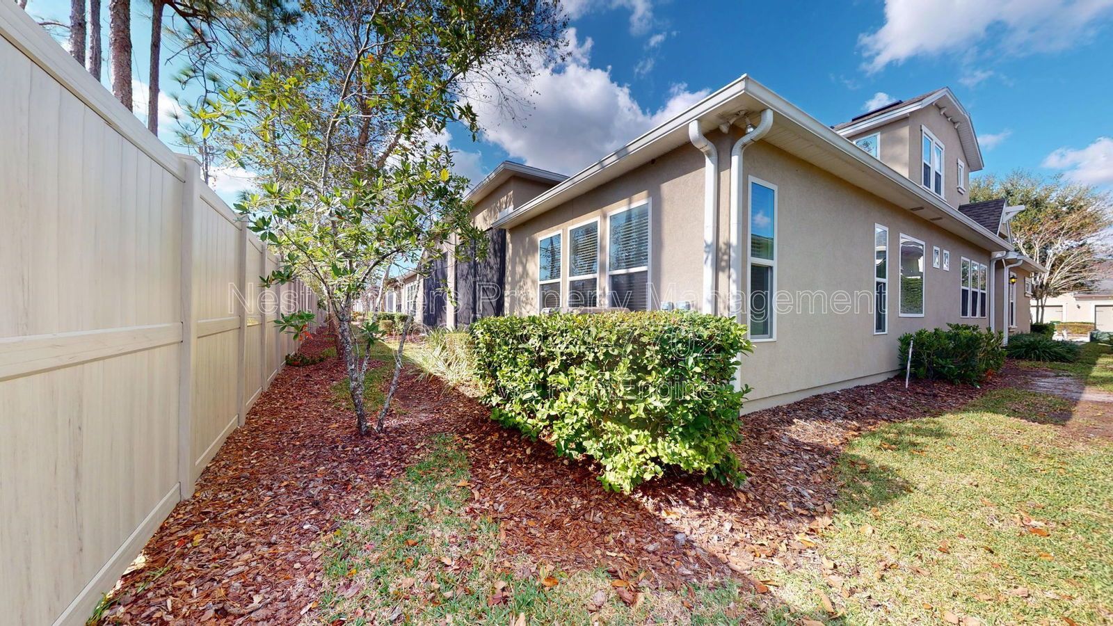Stunning and spacious villa for rent in the highly desirable Montevilla community in Bartram Park. property image