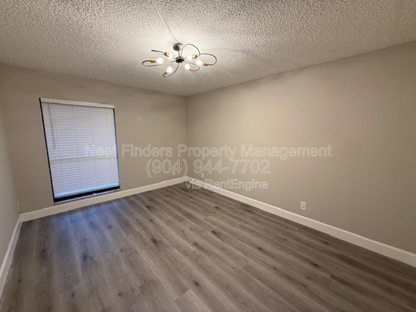 Stunning 2-bedroom, 2-bathroom condo available for rent in The Lakes property image