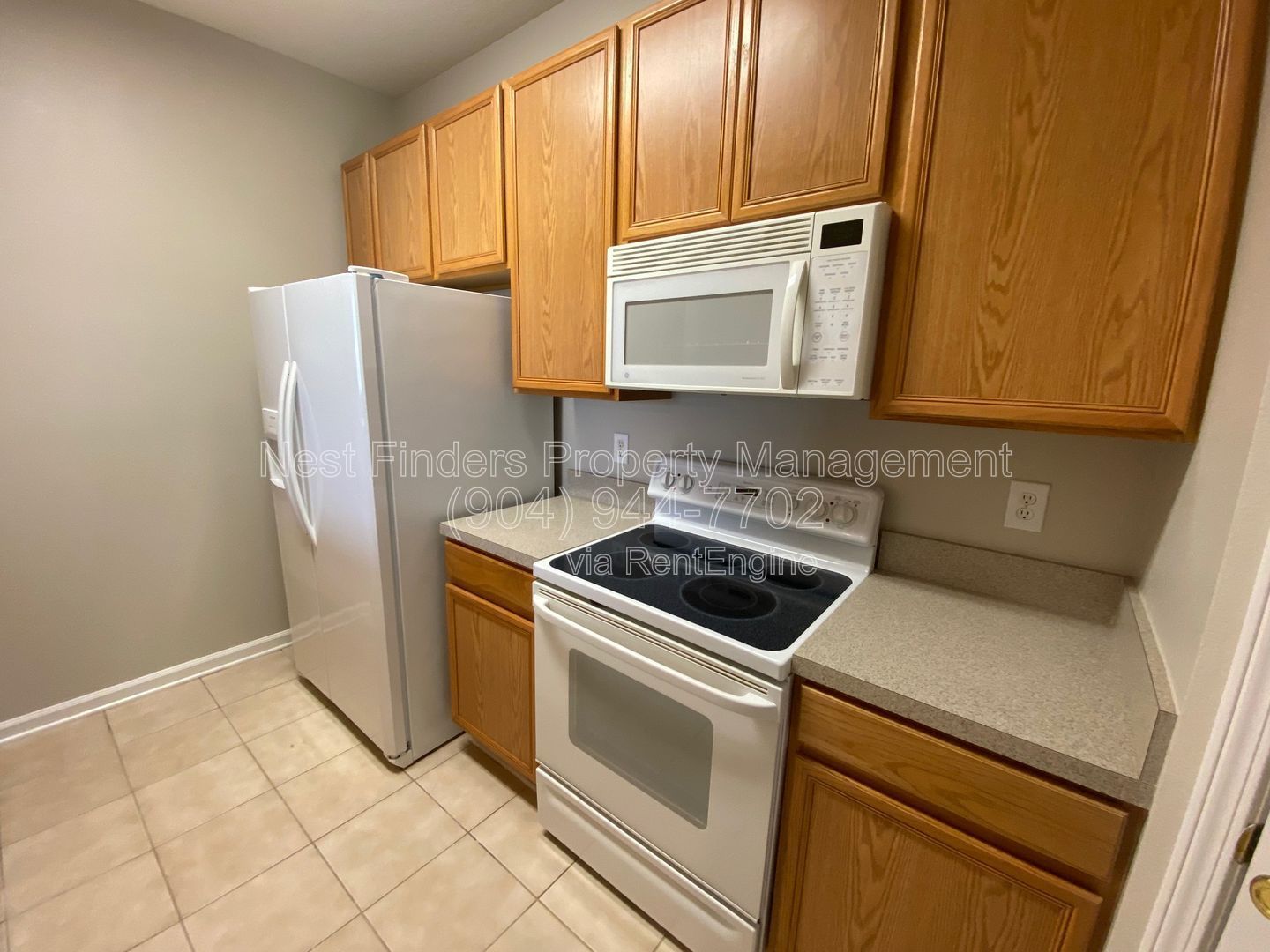 Nice 3 bedroom, 2 bathroom condo for rent in Stonebridge. property image