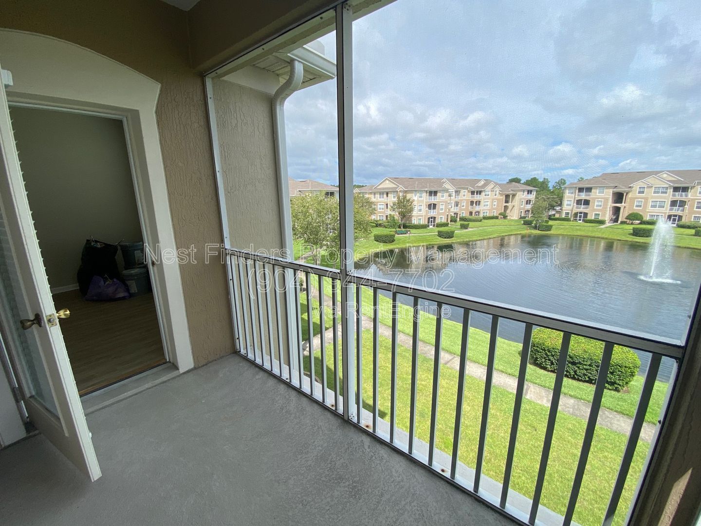 Nice 3 bedroom, 2 bathroom condo for rent in Stonebridge. property image