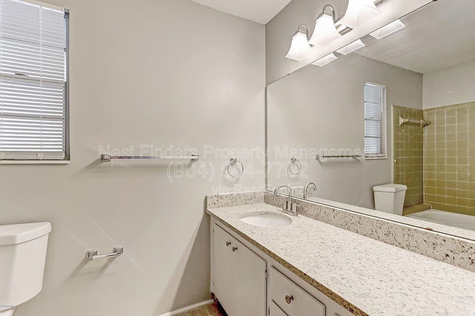 Beautiful 4 bedroom, 2 bathroom POOL home in Orange Park for rent! property image