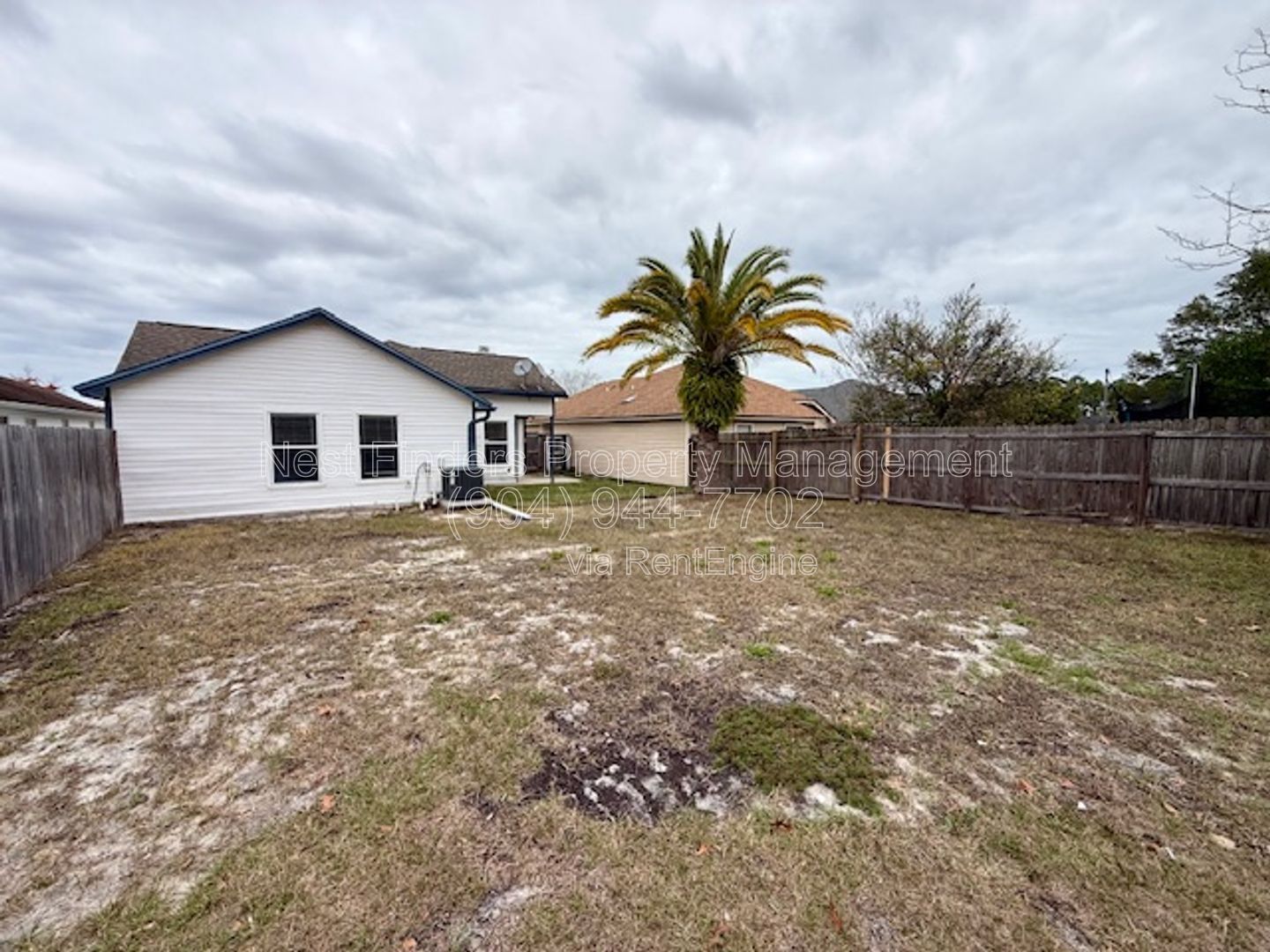 Nice 3-bedroom, 2-bathroom for rent in Villas at Cross Creek! property image