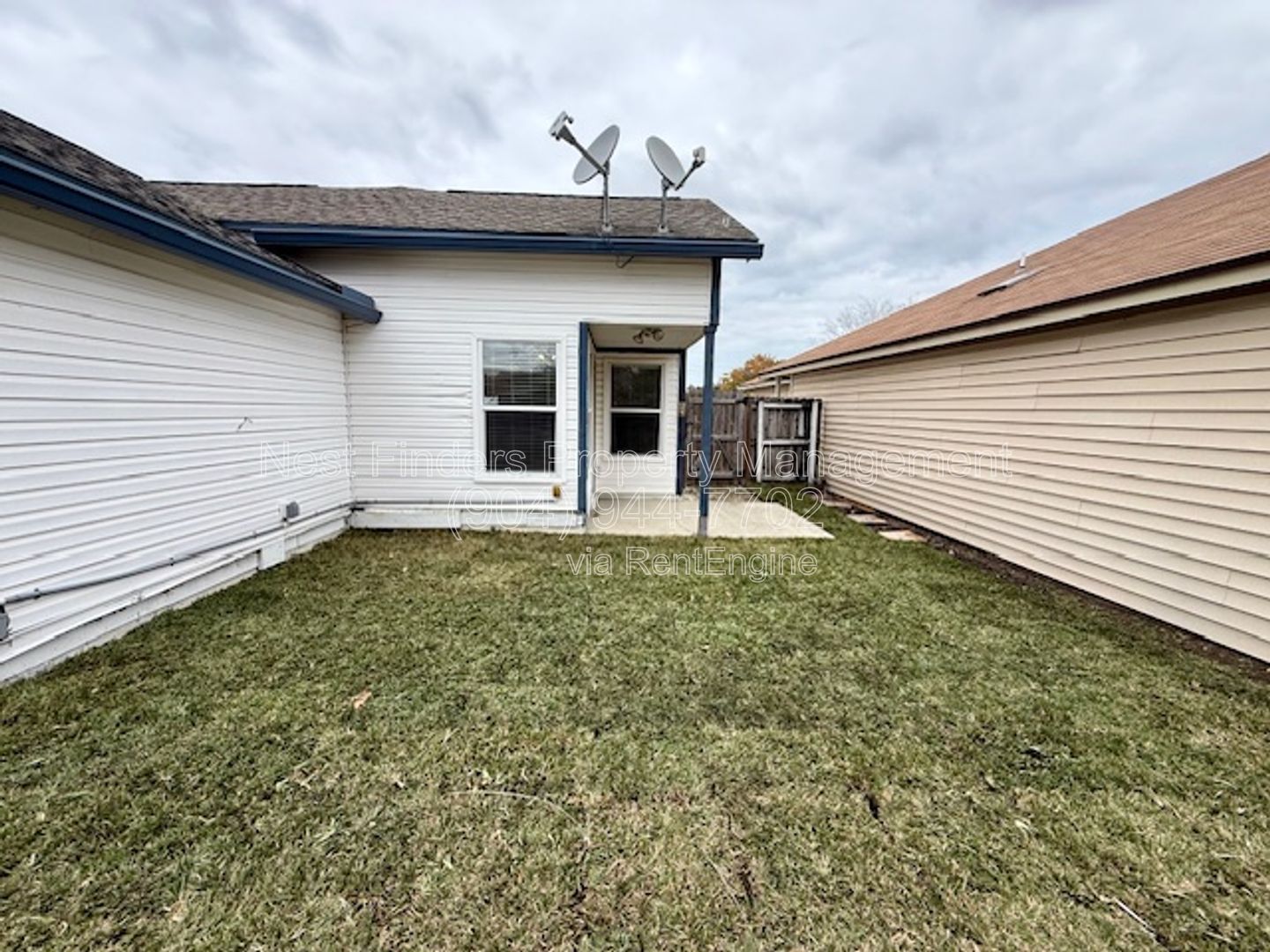 Nice 3-bedroom, 2-bathroom for rent in Villas at Cross Creek! property image