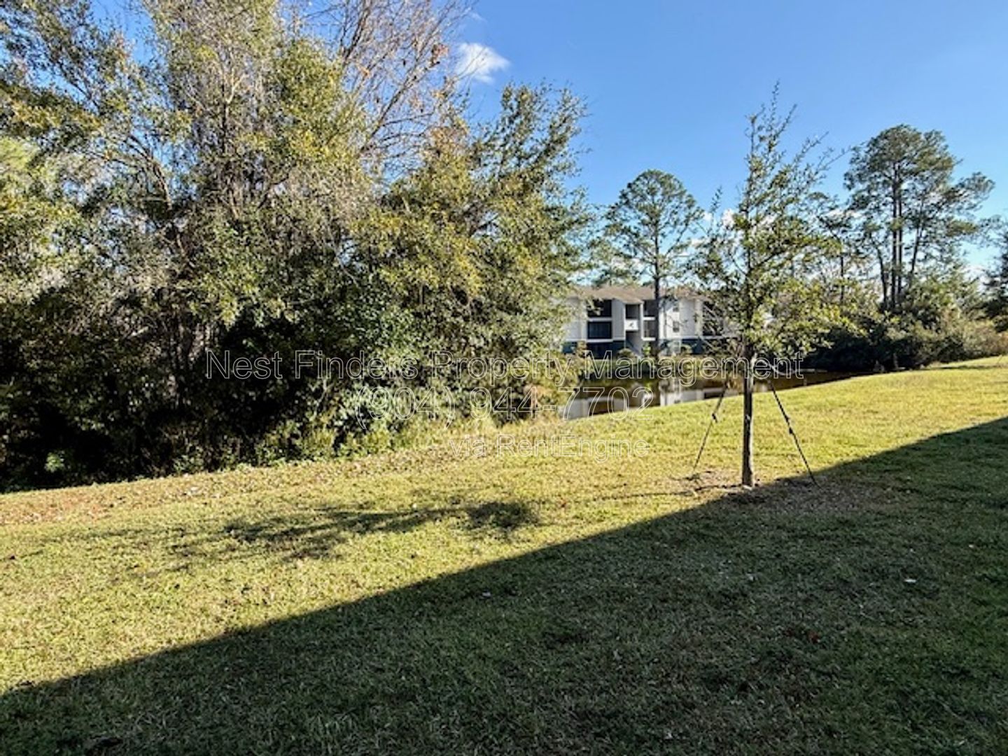 Beautiful 2 bedroom townhome for rent in Baypointe! property image