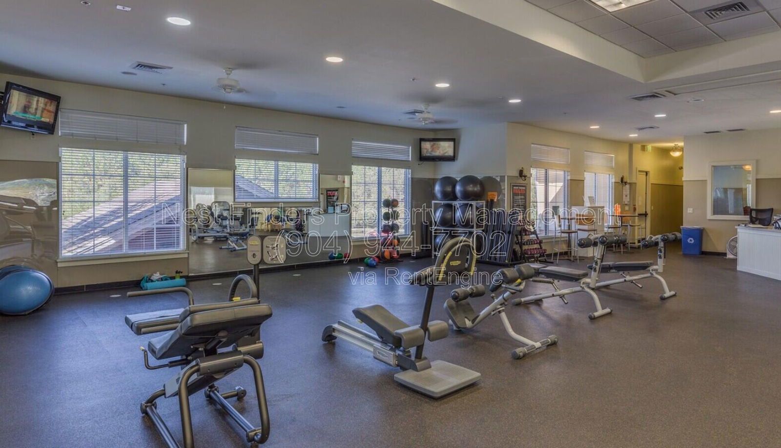 Spacious POOL home with golf course views for rent!! property image