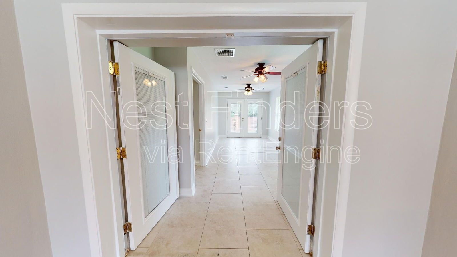 Well-Maintained 4-Bed, 2.5-Bath Home with Bonus Space in Southside property image