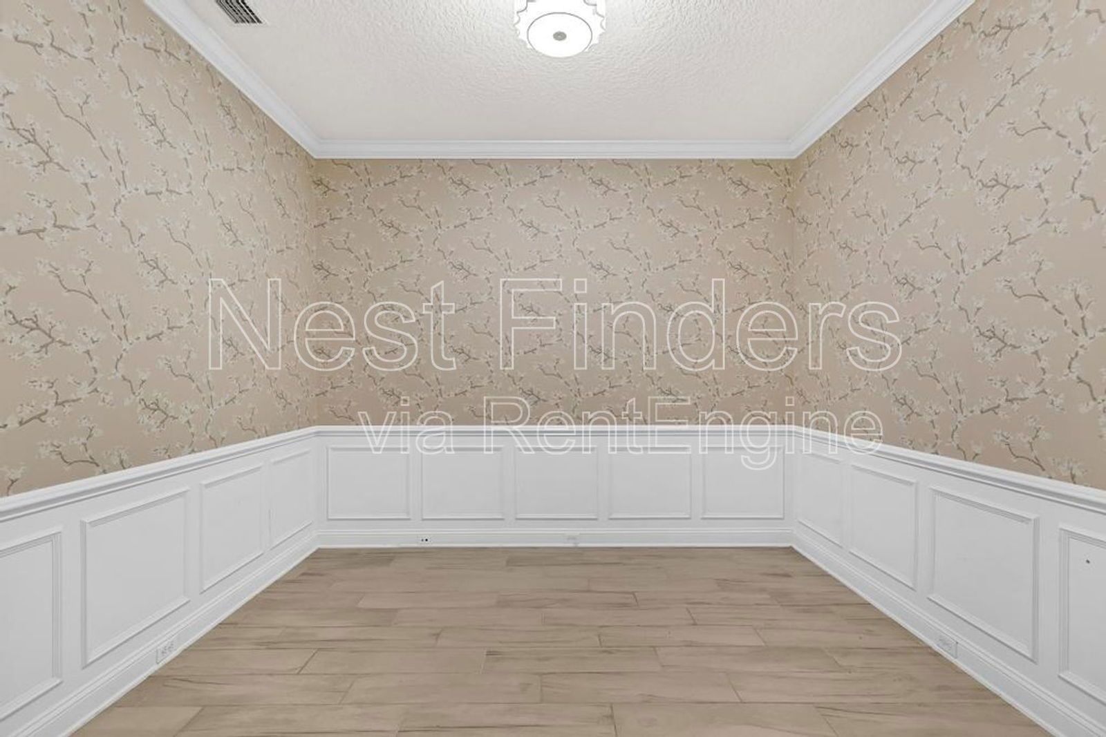 Welcome Home to this beautifully designed home located in the prestigious gated community of Coastal Oaks in Ponte Vedra property image