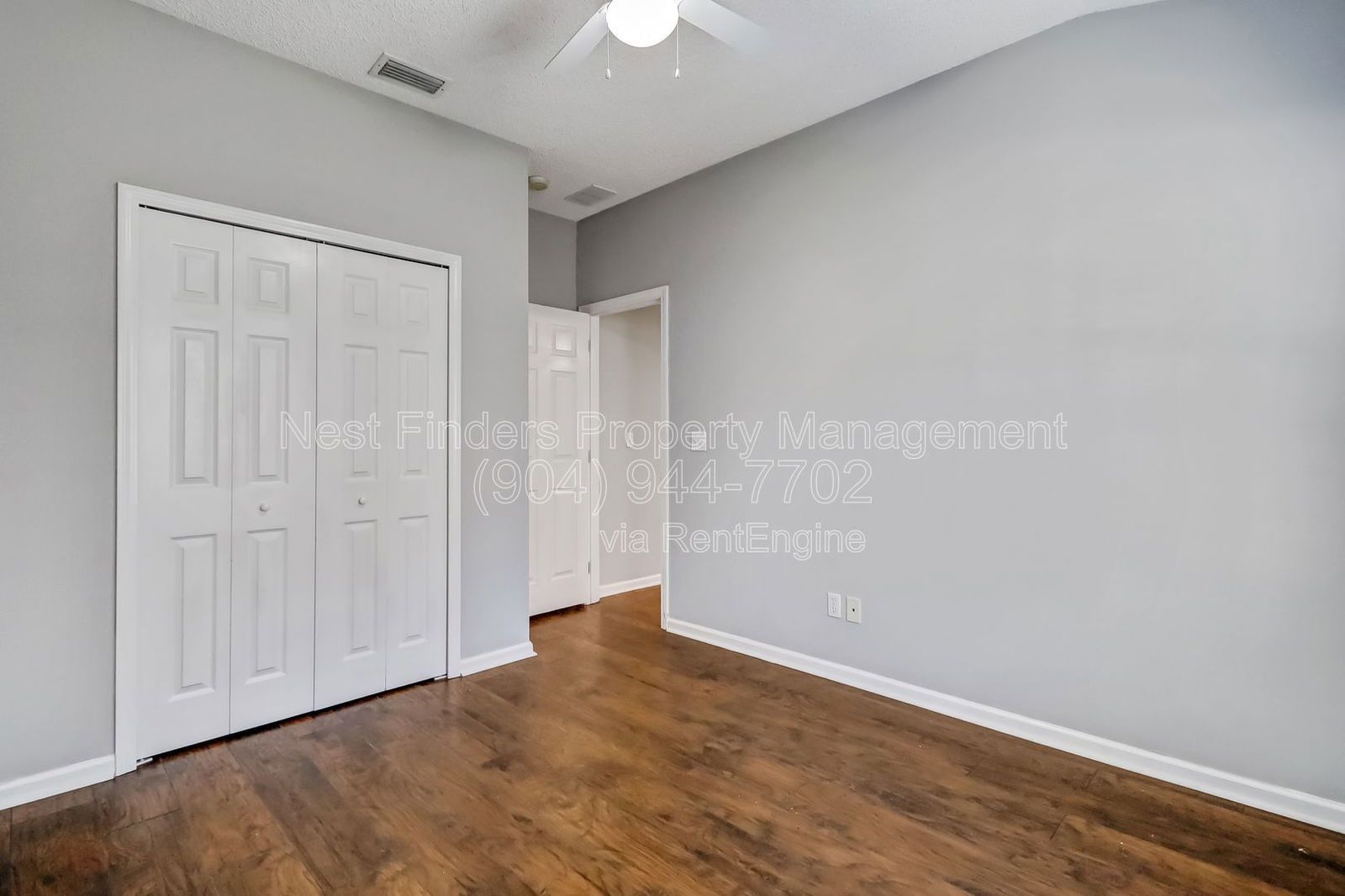 Nice three-bedroom, two-bath home for rent in the desirable Pine Crossing community property image