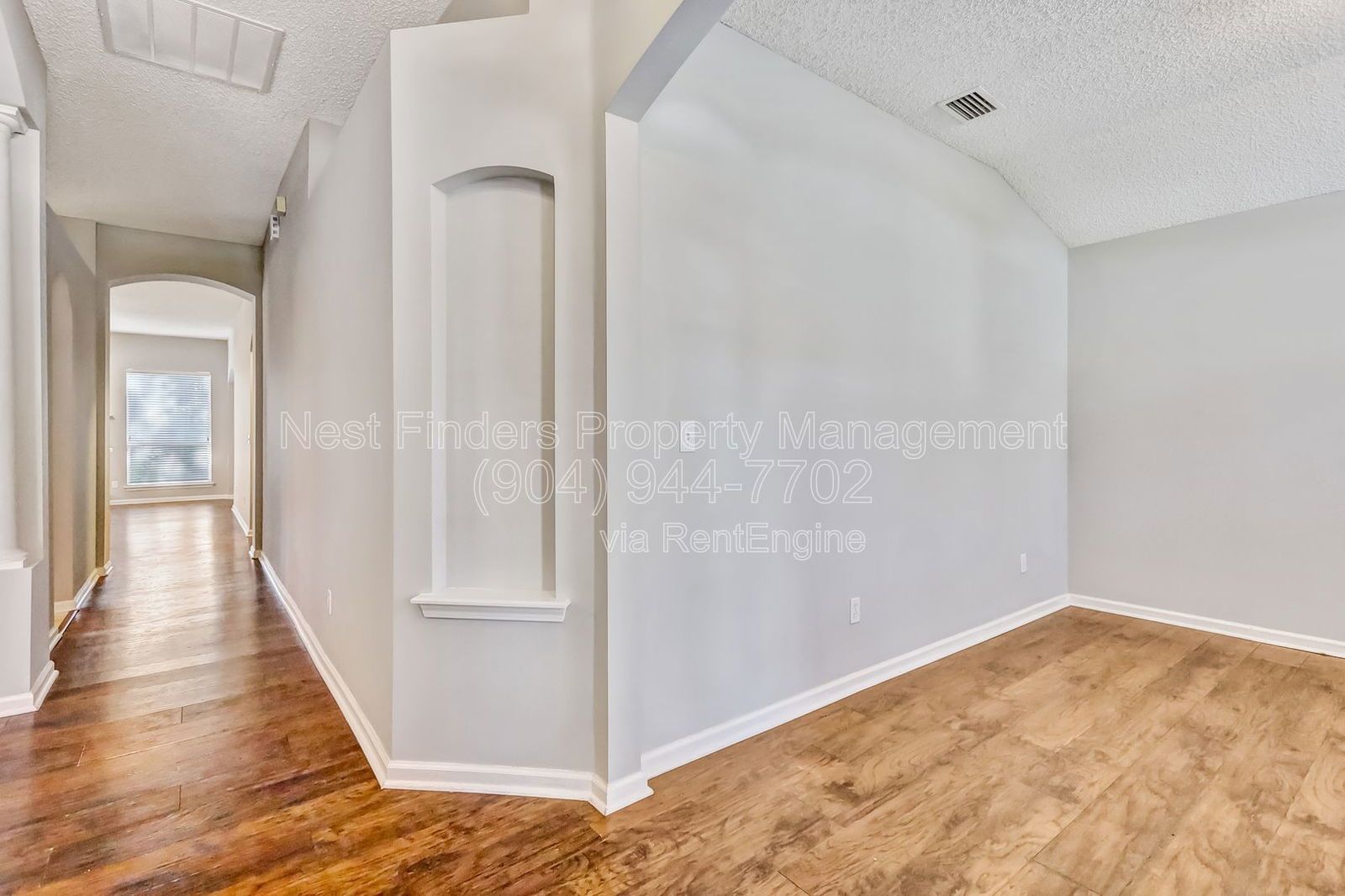 Nice three-bedroom, two-bath home for rent in the desirable Pine Crossing community property image