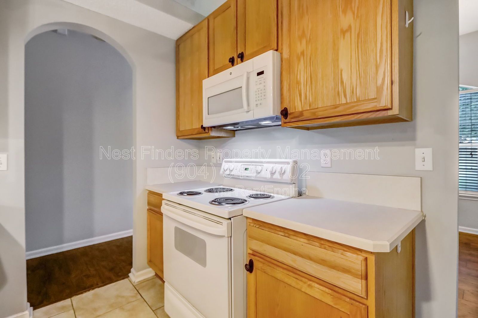 Nice three-bedroom, two-bath home for rent in the desirable Pine Crossing community property image