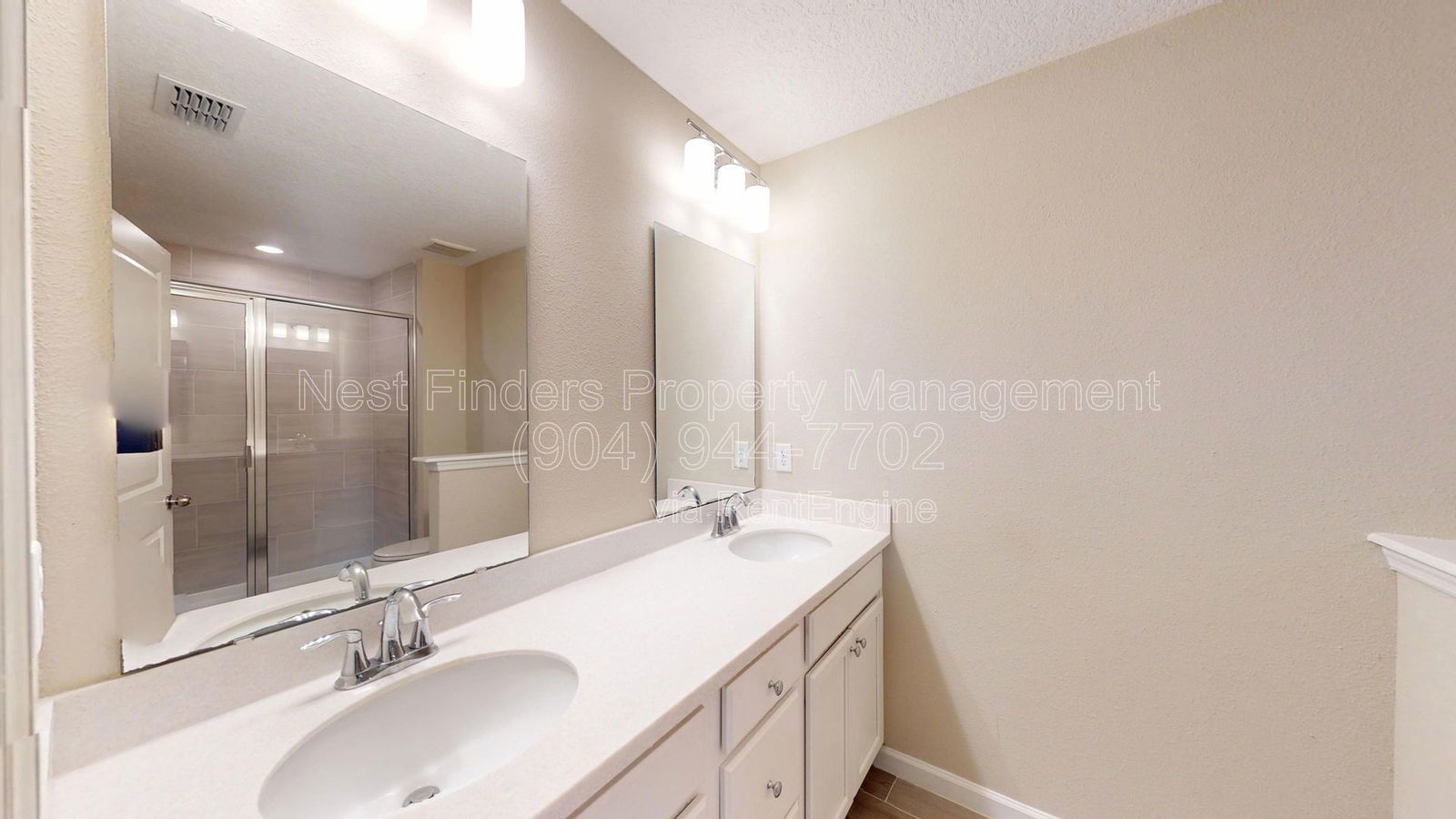 Beautiful 3-bedroom, 2.5-bathroom townhome available for rent in the desirable Atlantic Beach Preserve! property image