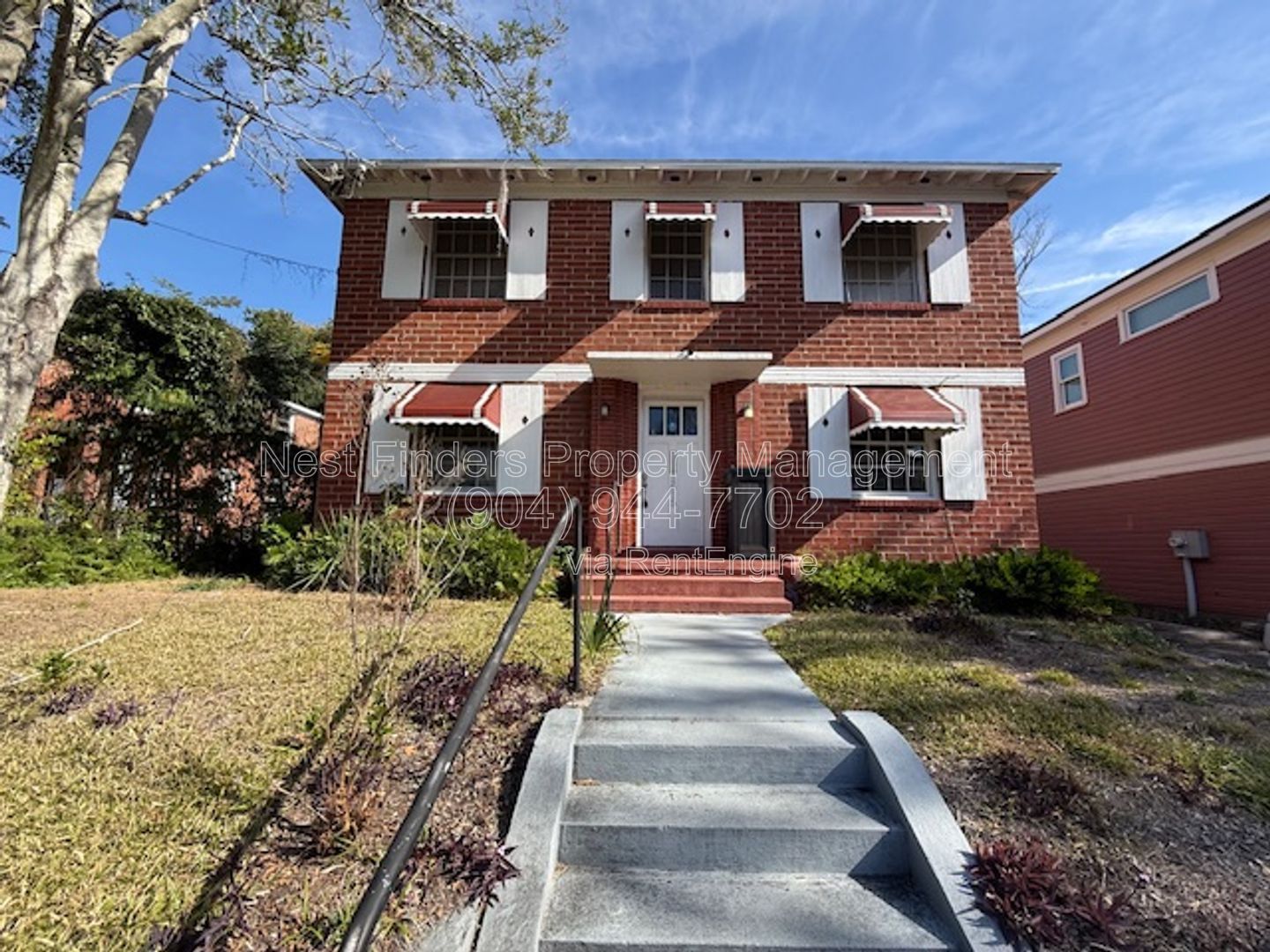 Charming two-bedroom, one-bathroom duplex for rent in the heart of Riverside. T property image