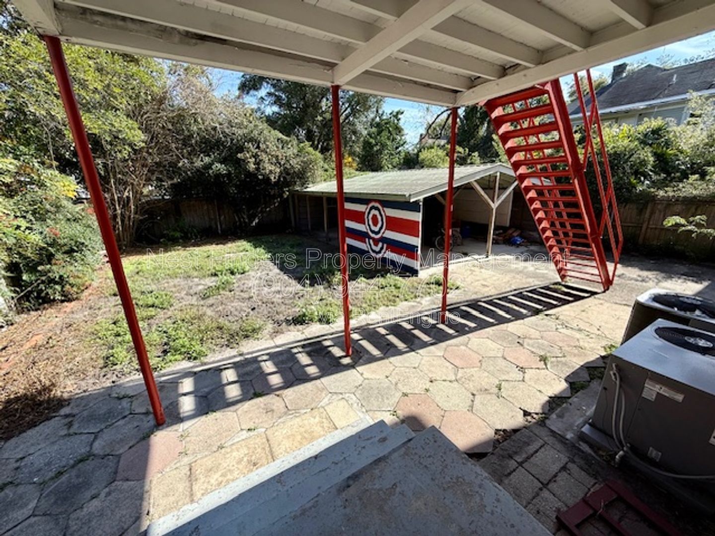 Charming two-bedroom, one-bathroom duplex for rent in the heart of Riverside. T property image