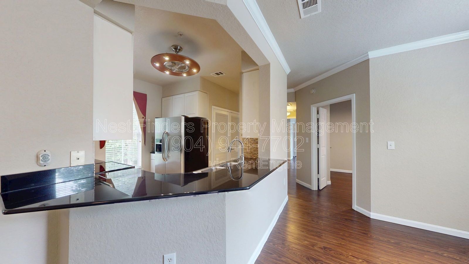 Beautiful 2 bedroom 1 bathrrom condo in Villa Medici property image