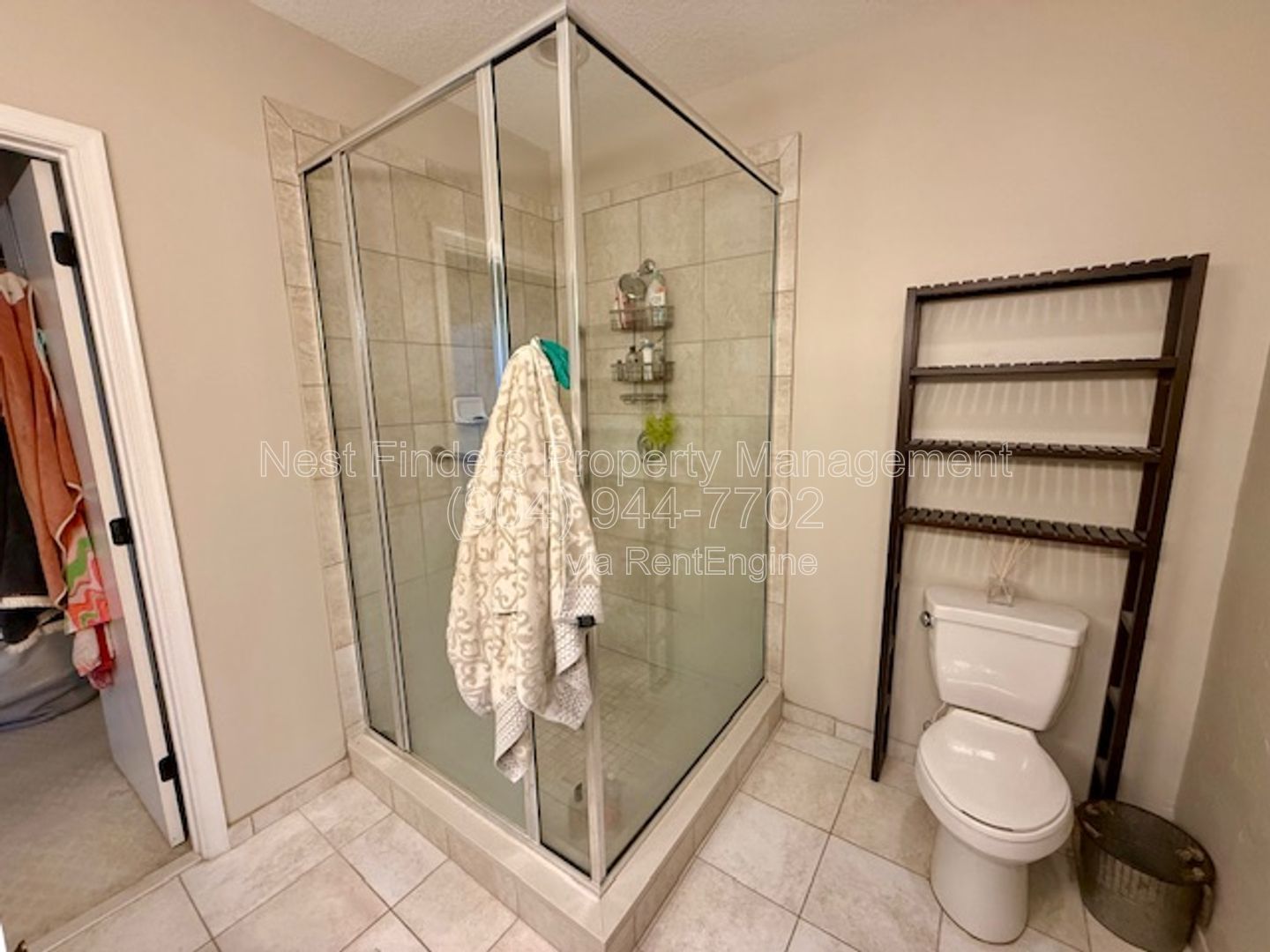 Charming 2 bedroom condo for rent in John Gorrie Condos! property image