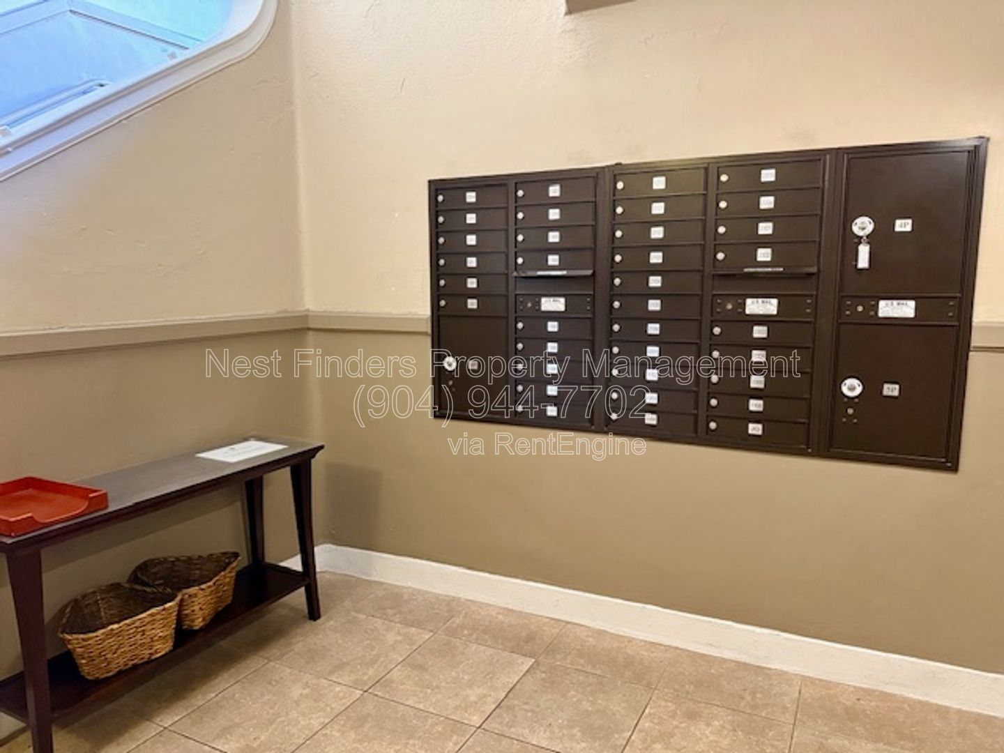 Charming 2 bedroom condo for rent in John Gorrie Condos! property image