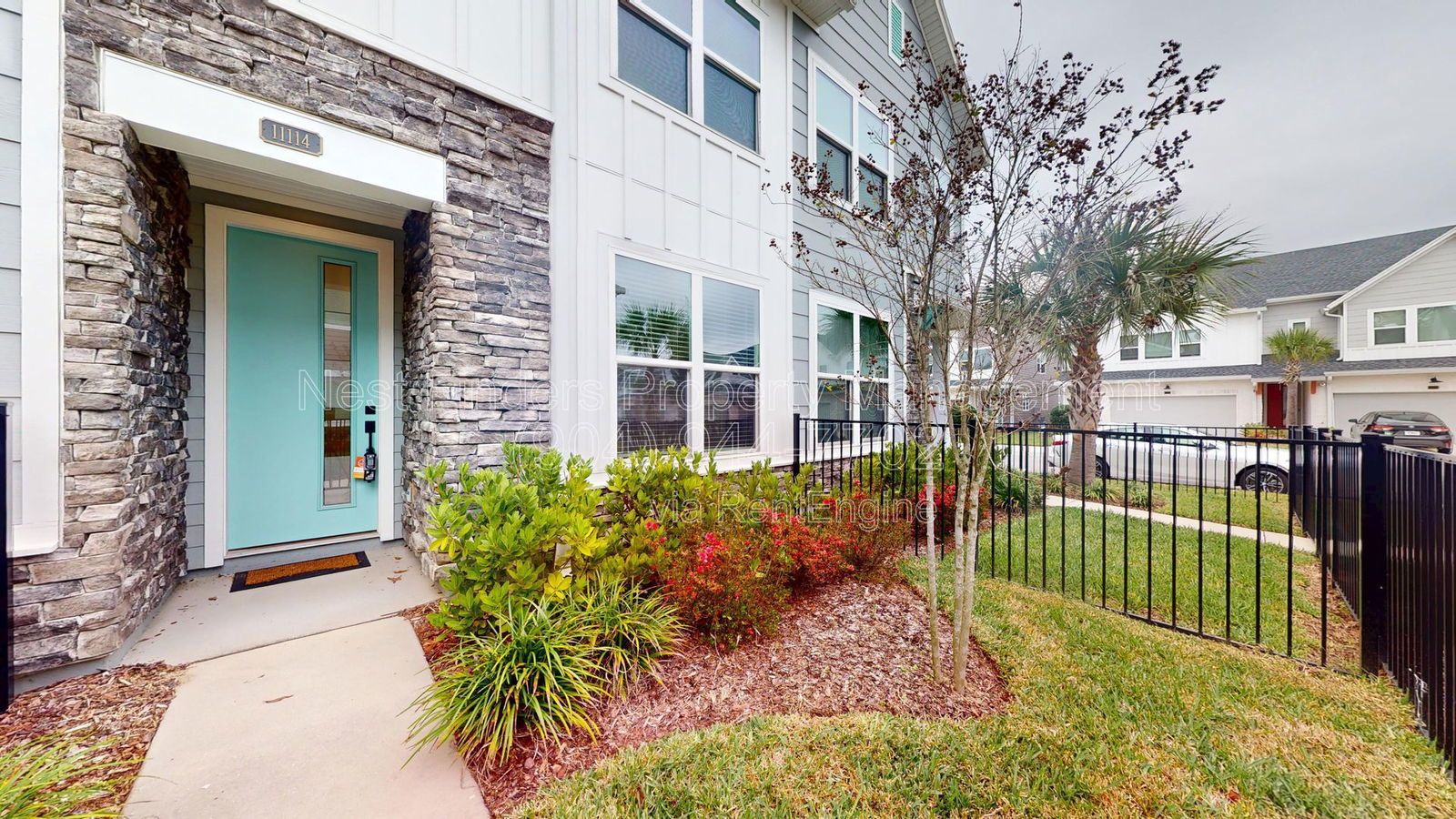 Stunning 2 bedroom townhome in eTown for rent! property image