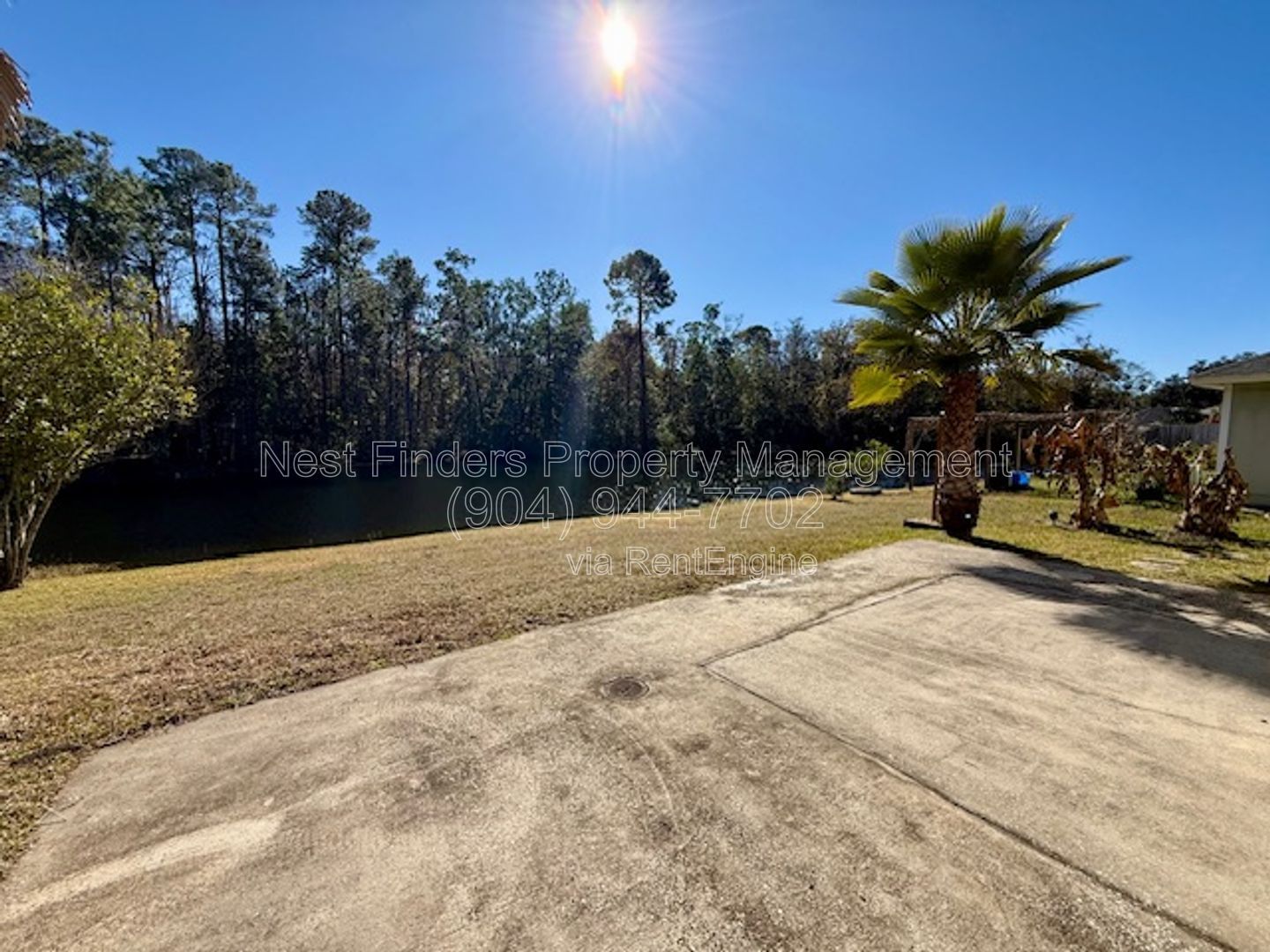 Modern Southside Gem: 3BR + Den with Stunning Lake Views & Quartz Kitchen property image