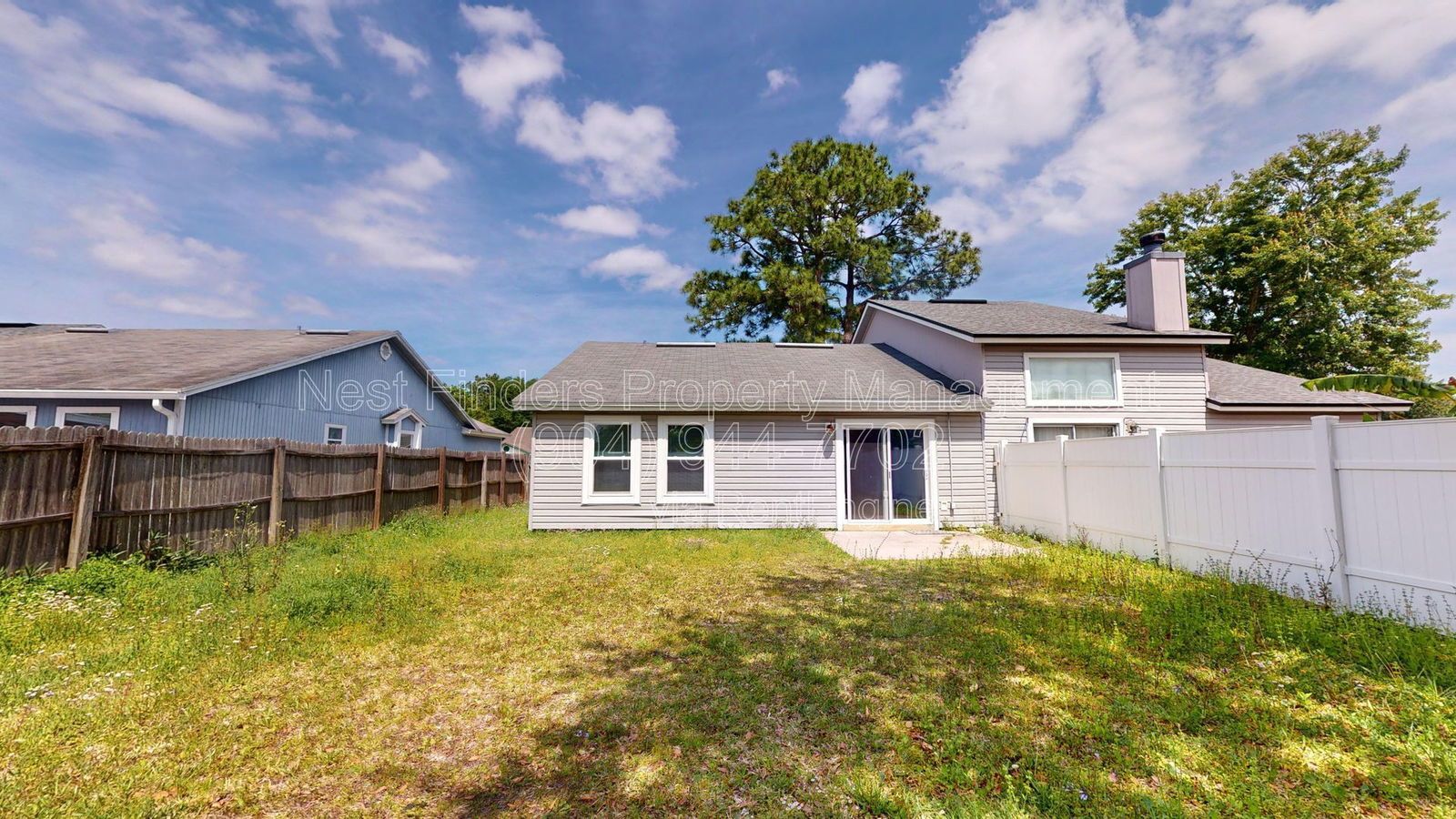 Introducing this charming 2-bedroom, 2-bathroom home available for rent, complete with an attached 1-car garage! property image