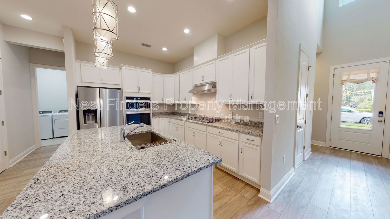 Luxury Toll Brothers townhome for rent in Oakwood at Nocatee. property image