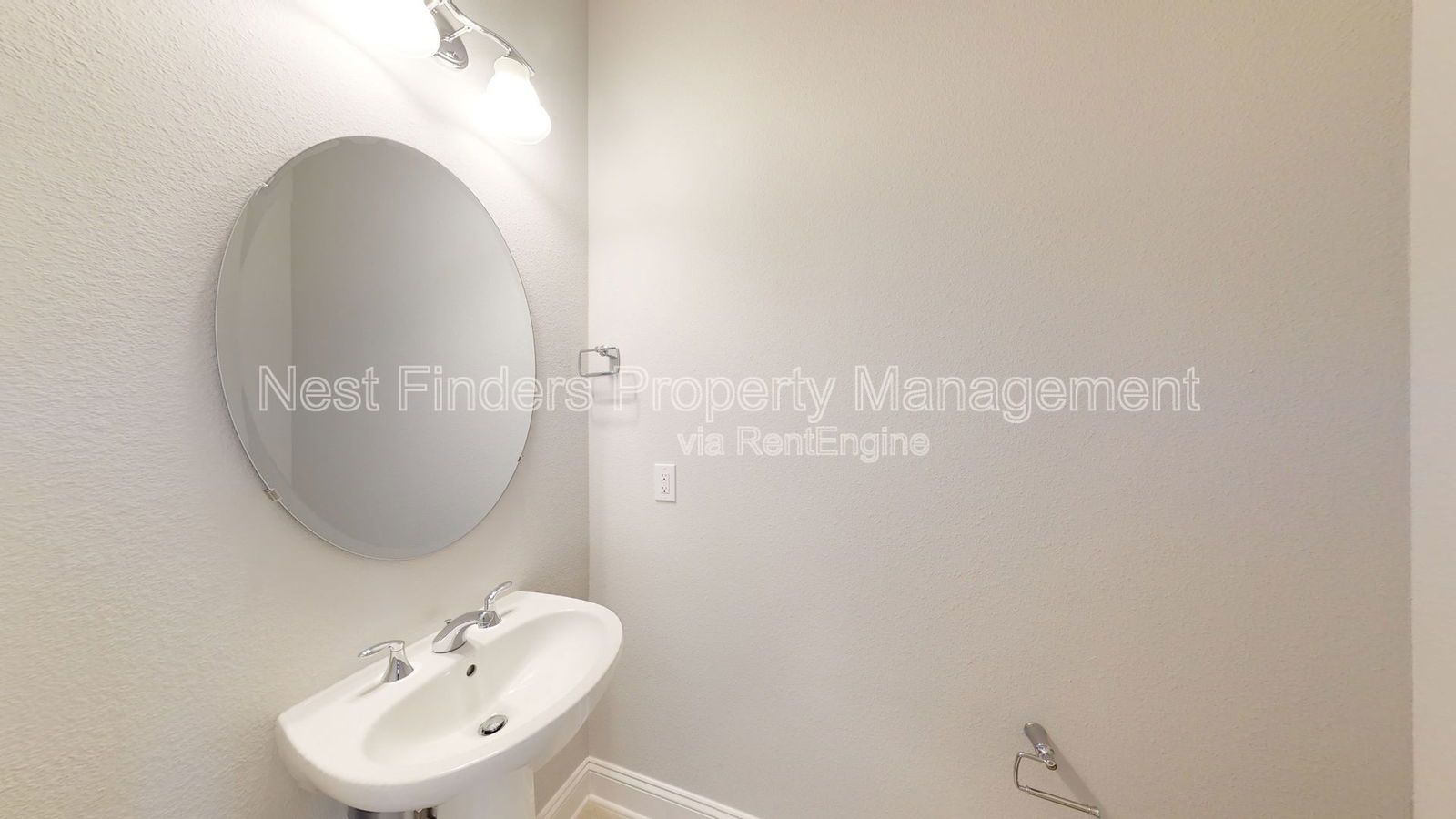 Luxury Toll Brothers townhome for rent in Oakwood at Nocatee. property image