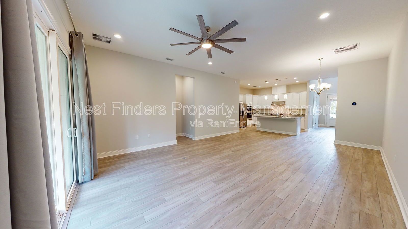 Luxury Toll Brothers townhome for rent in Oakwood at Nocatee. property image