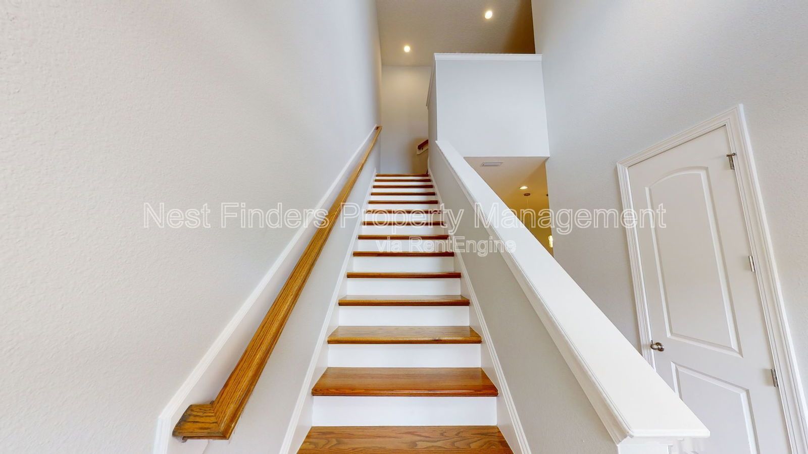 Luxury Toll Brothers townhome for rent in Oakwood at Nocatee. property image