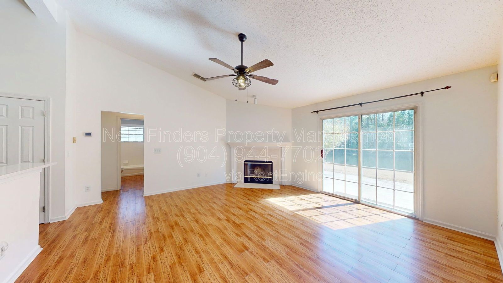 Beautiful 3-bedroom plus den/office, 2-bath home for rent in the heart of the Southside. property image