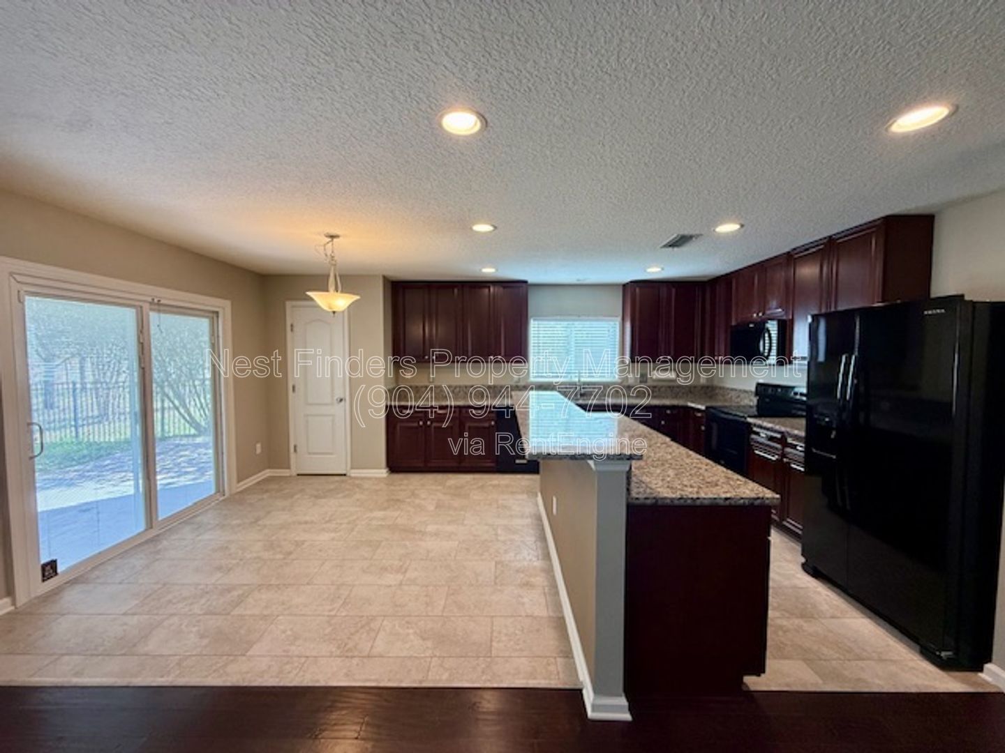 Stunning 3 bedroom, 2.5 bathroom home for rent in Mill Creek Landing in St Johns County! property image