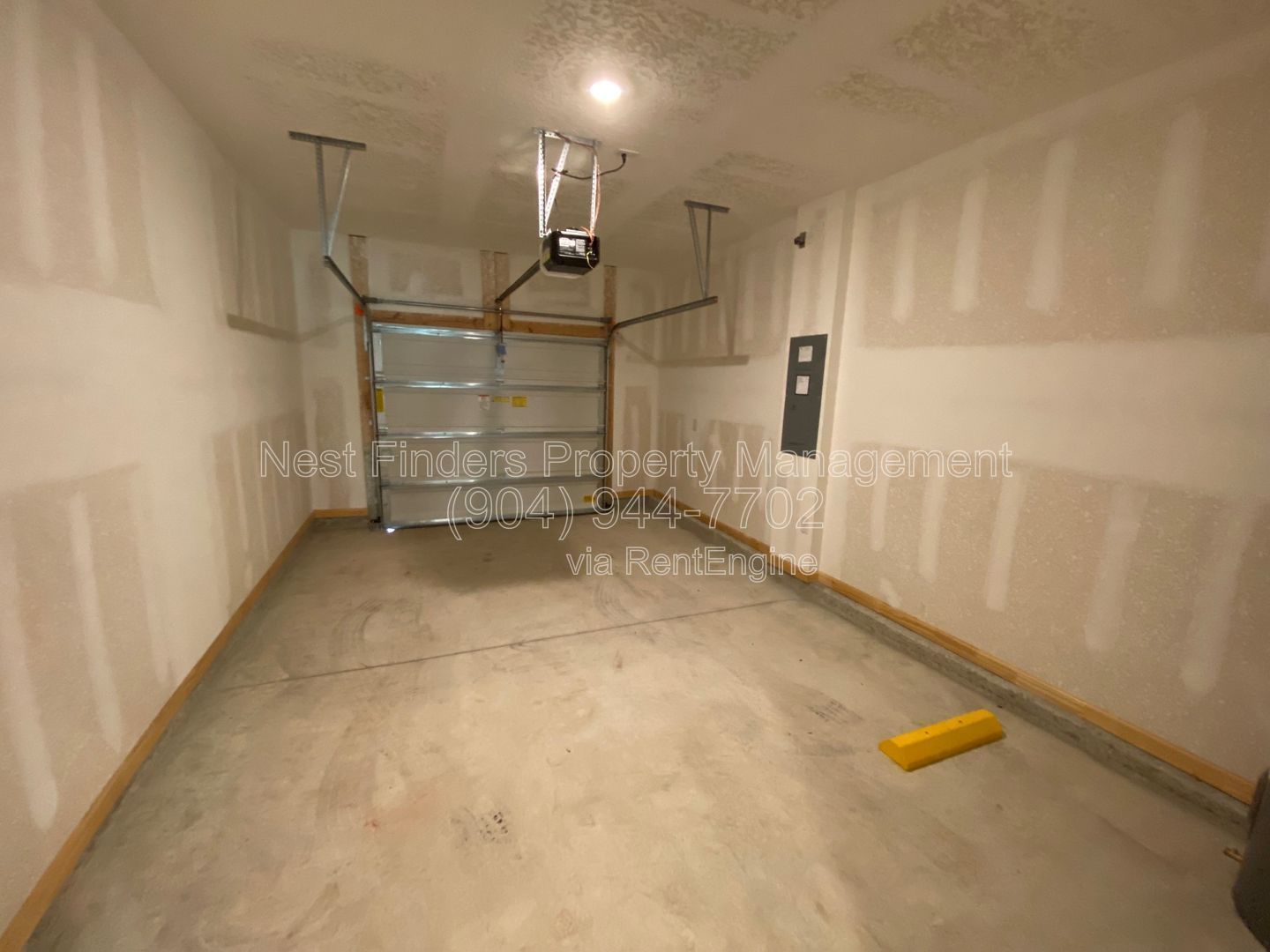 Beautiful townhome for rent in BayPointe North! property image