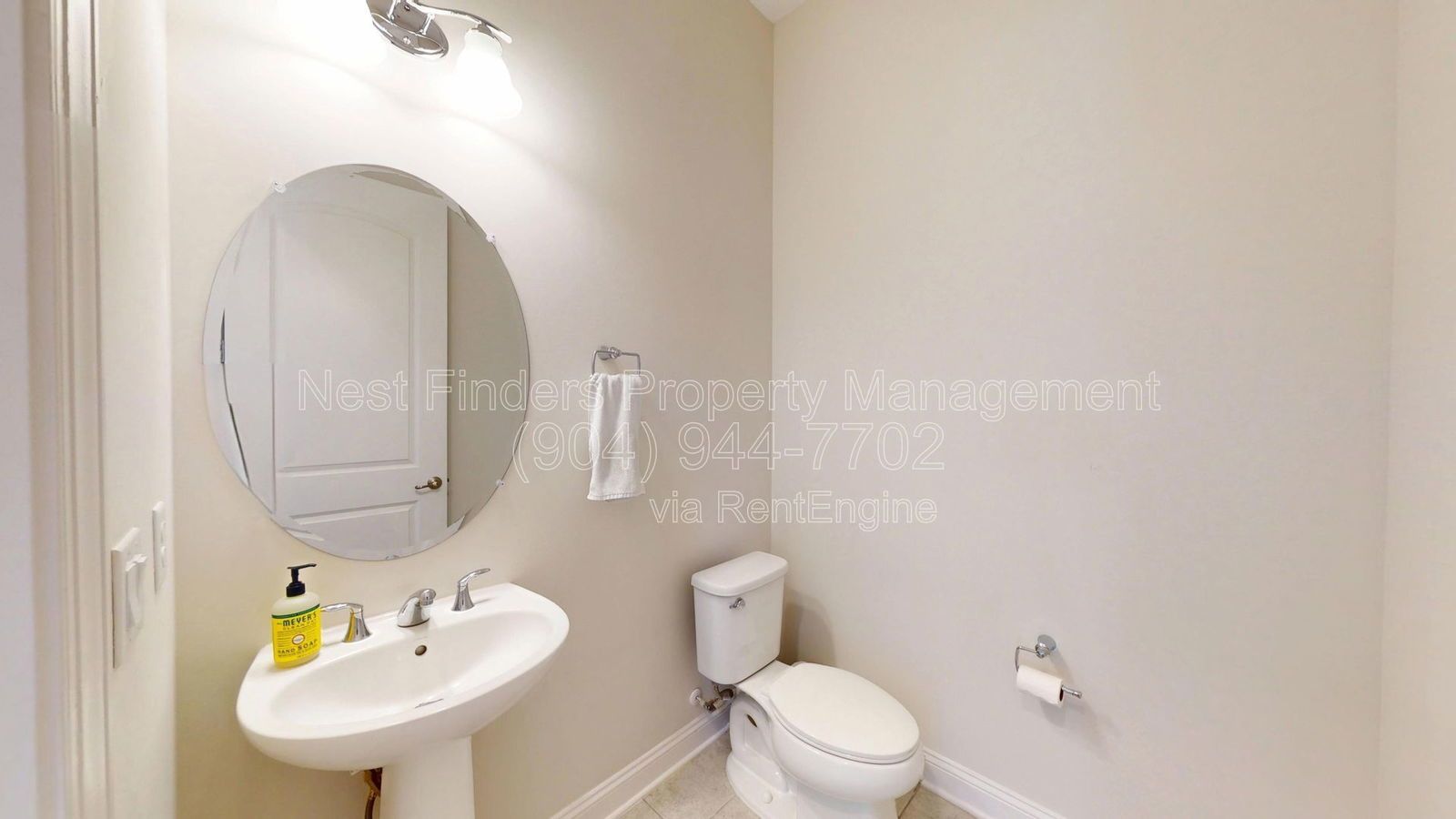 Stunning lakefront home for rent in Beacon Lake! property image