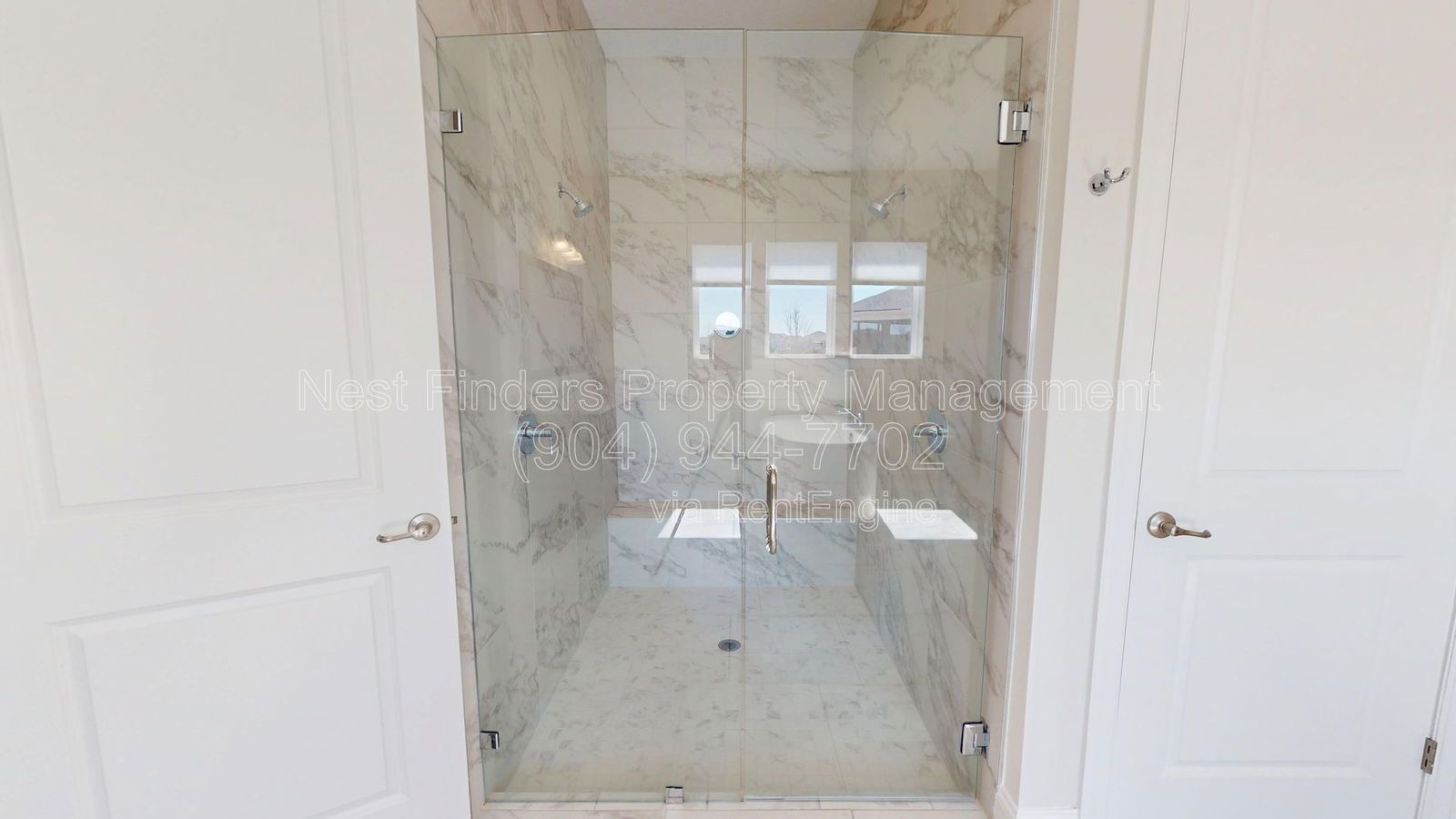 Stunning lakefront home for rent in Beacon Lake! property image