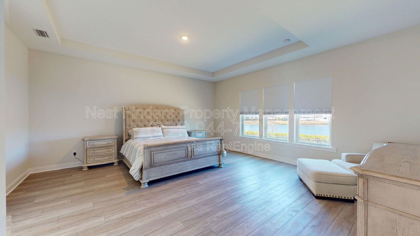 Stunning lakefront home for rent in Beacon Lake! property image