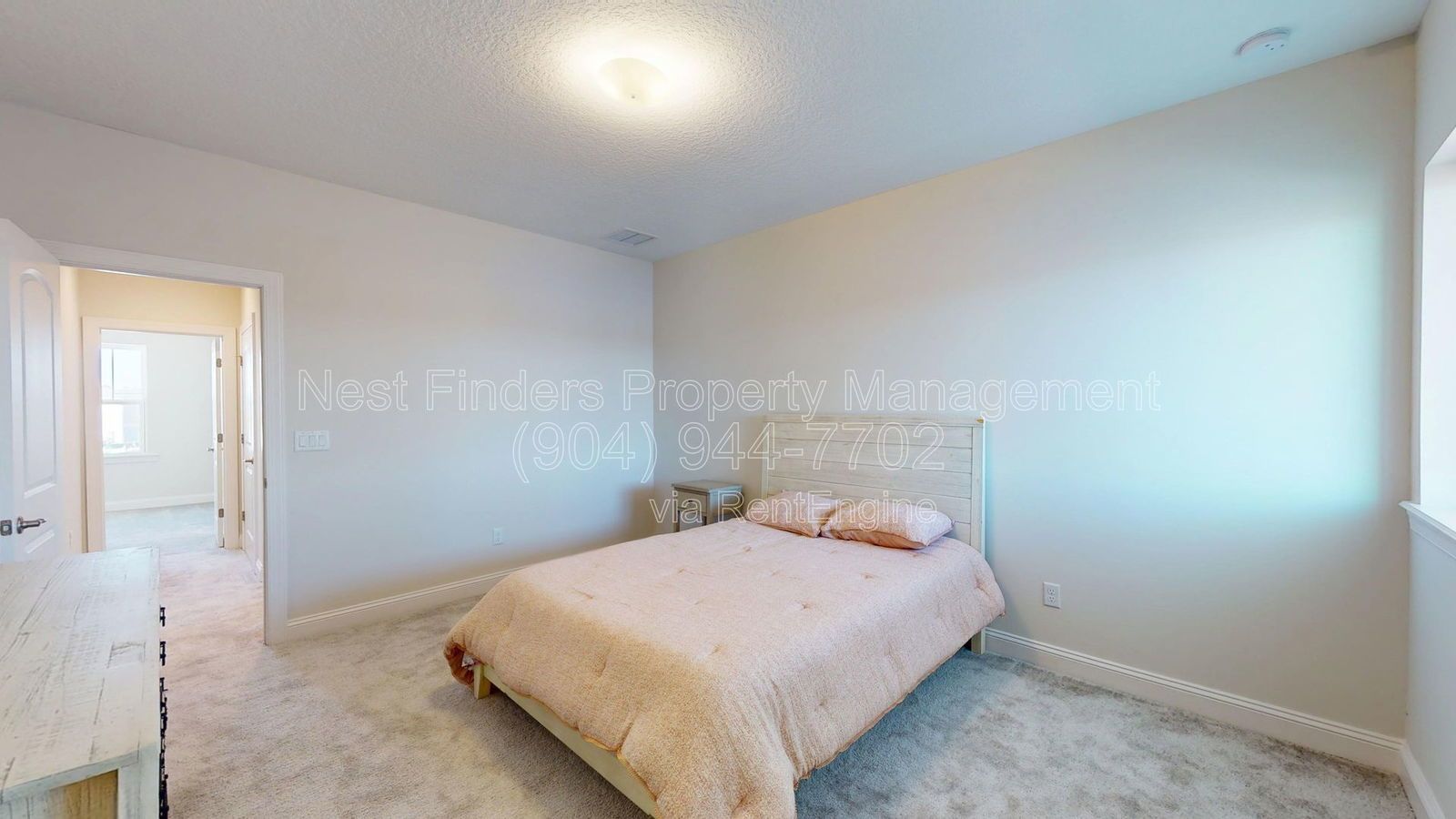 Stunning lakefront home for rent in Beacon Lake! property image