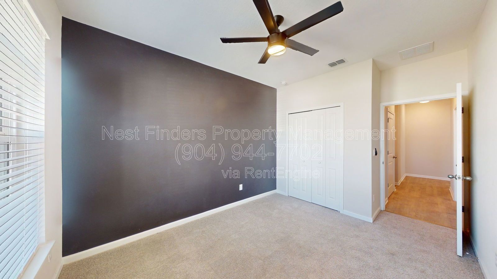 Stunning 3 bedroom, 2 bathroom townhome for rent in Beacon Lake property image