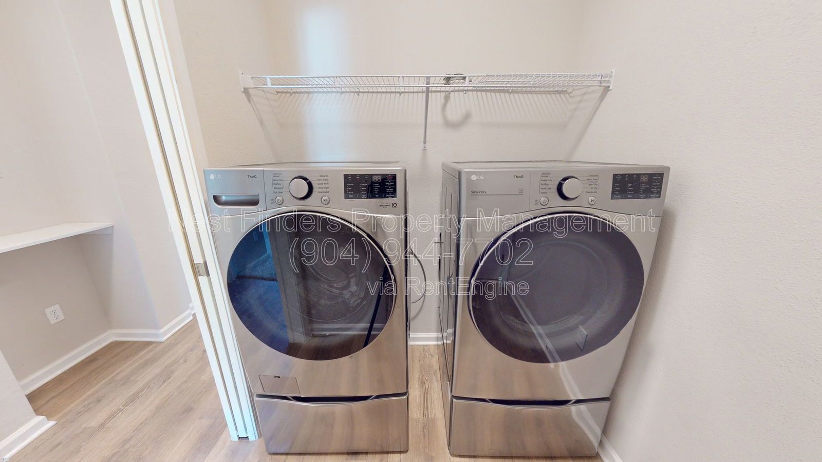 Stunning 3 bedroom, 2 bathroom townhome for rent in Beacon Lake property image