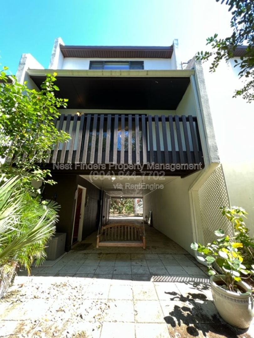 Beautiful townhome for rent in Vilano Beach property image