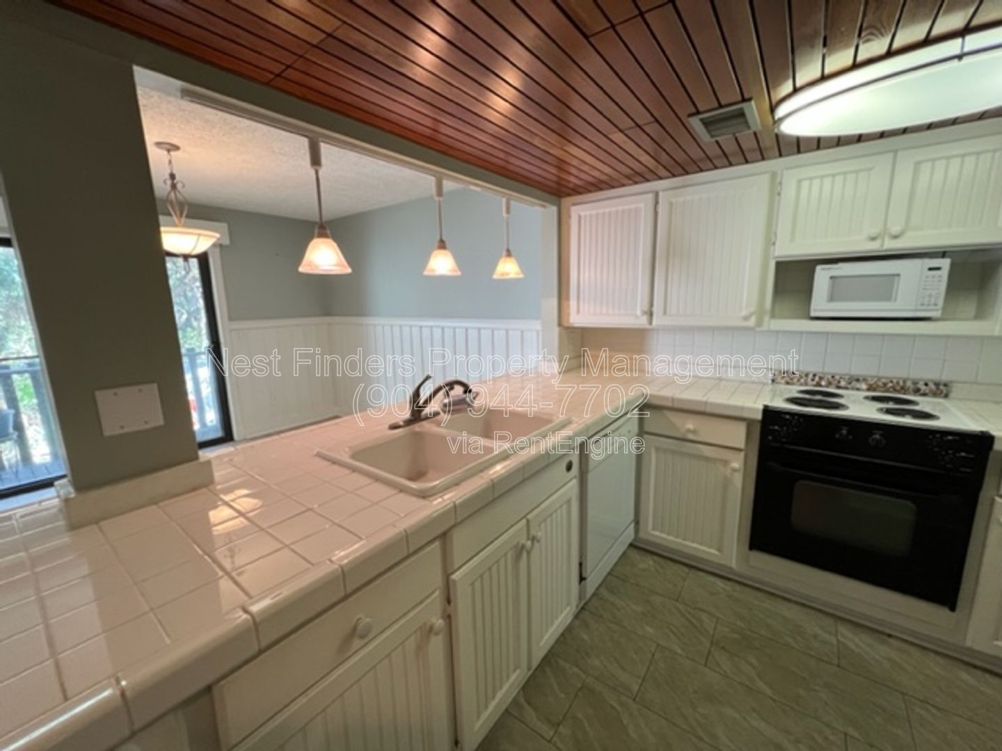 Beautiful townhome for rent in Vilano Beach property image