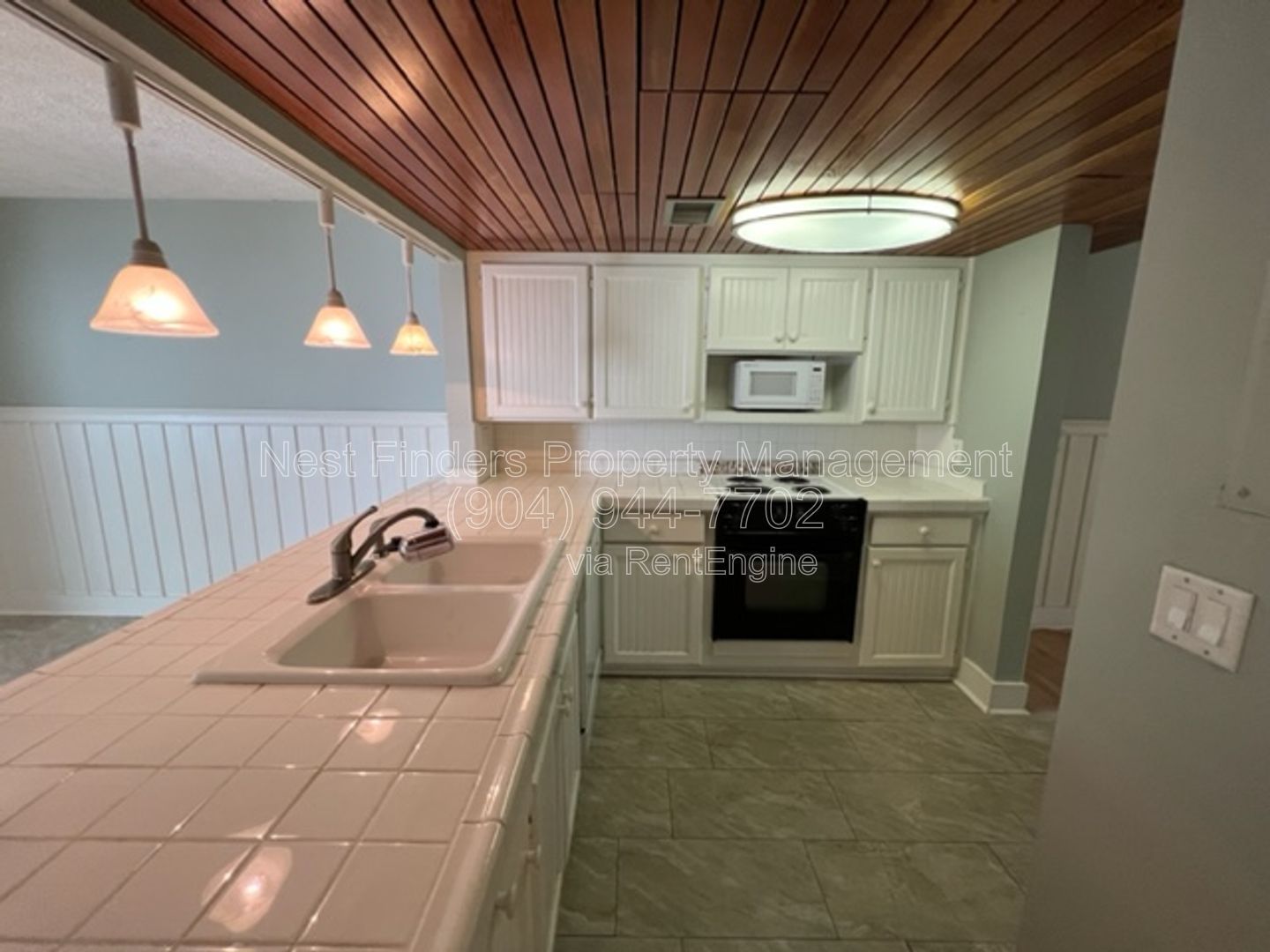 Beautiful townhome for rent in Vilano Beach property image