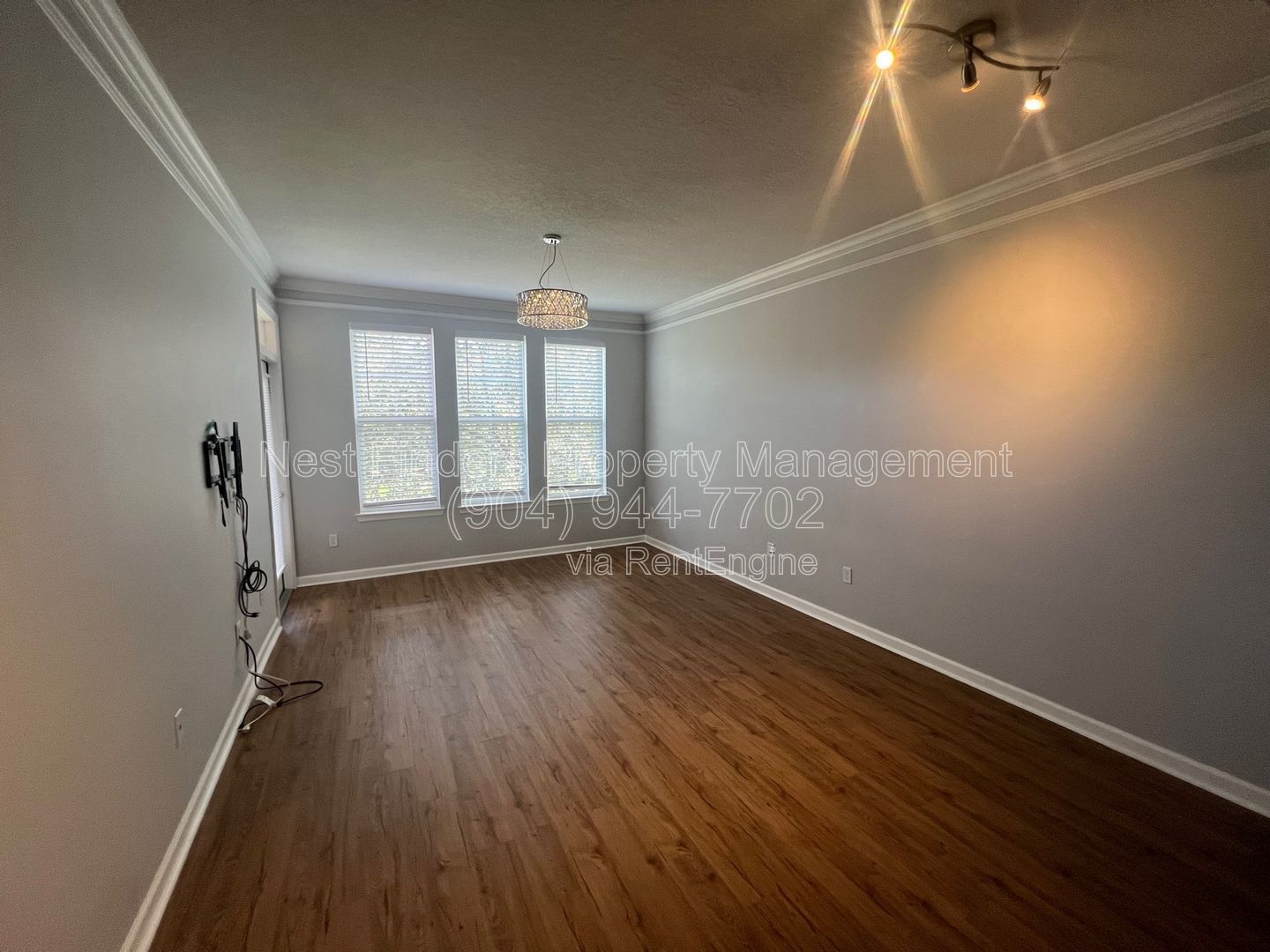 Beautiful and spacious 1 bedroom, 1 bathroom in the heart of the St Johns Town Center in Esplanade! property image