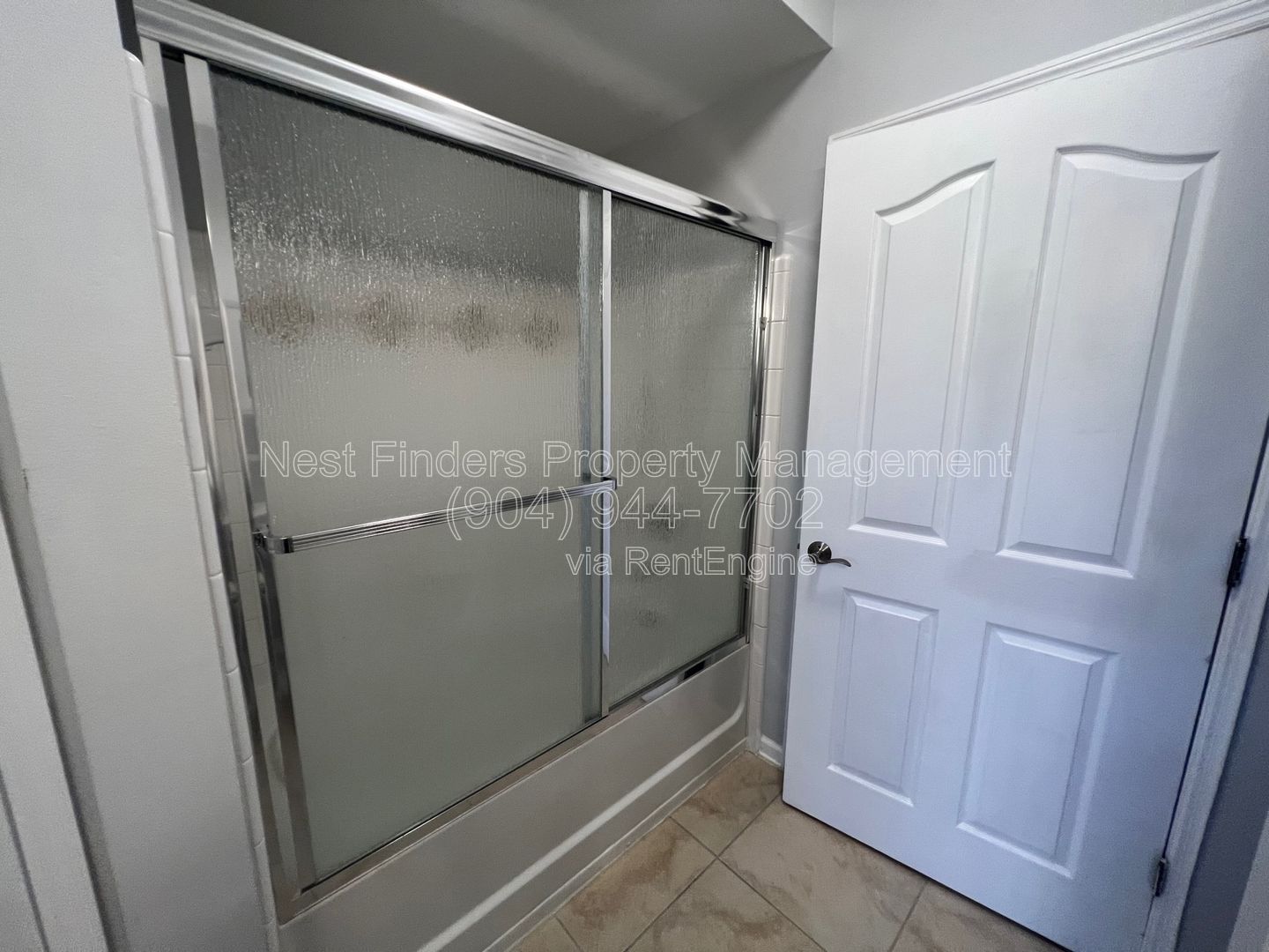 Beautiful and spacious 1 bedroom, 1 bathroom in the heart of the St Johns Town Center in Esplanade! property image