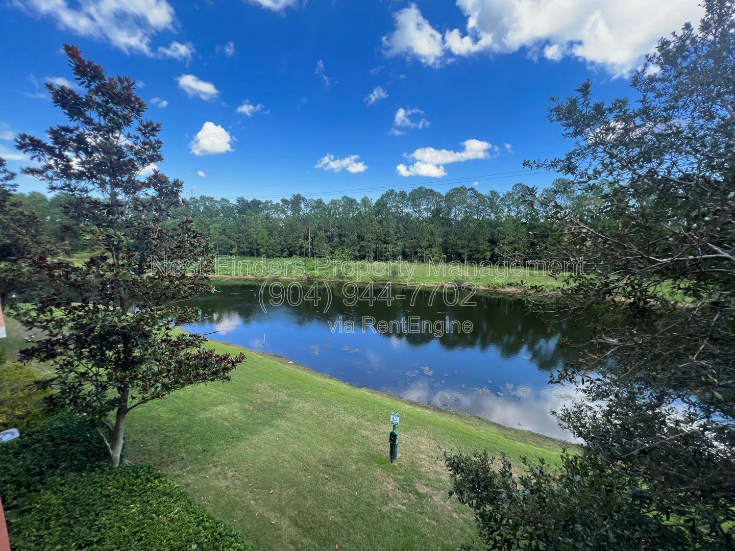 Beautiful and spacious 1 bedroom, 1 bathroom in the heart of the St Johns Town Center in Esplanade! property image