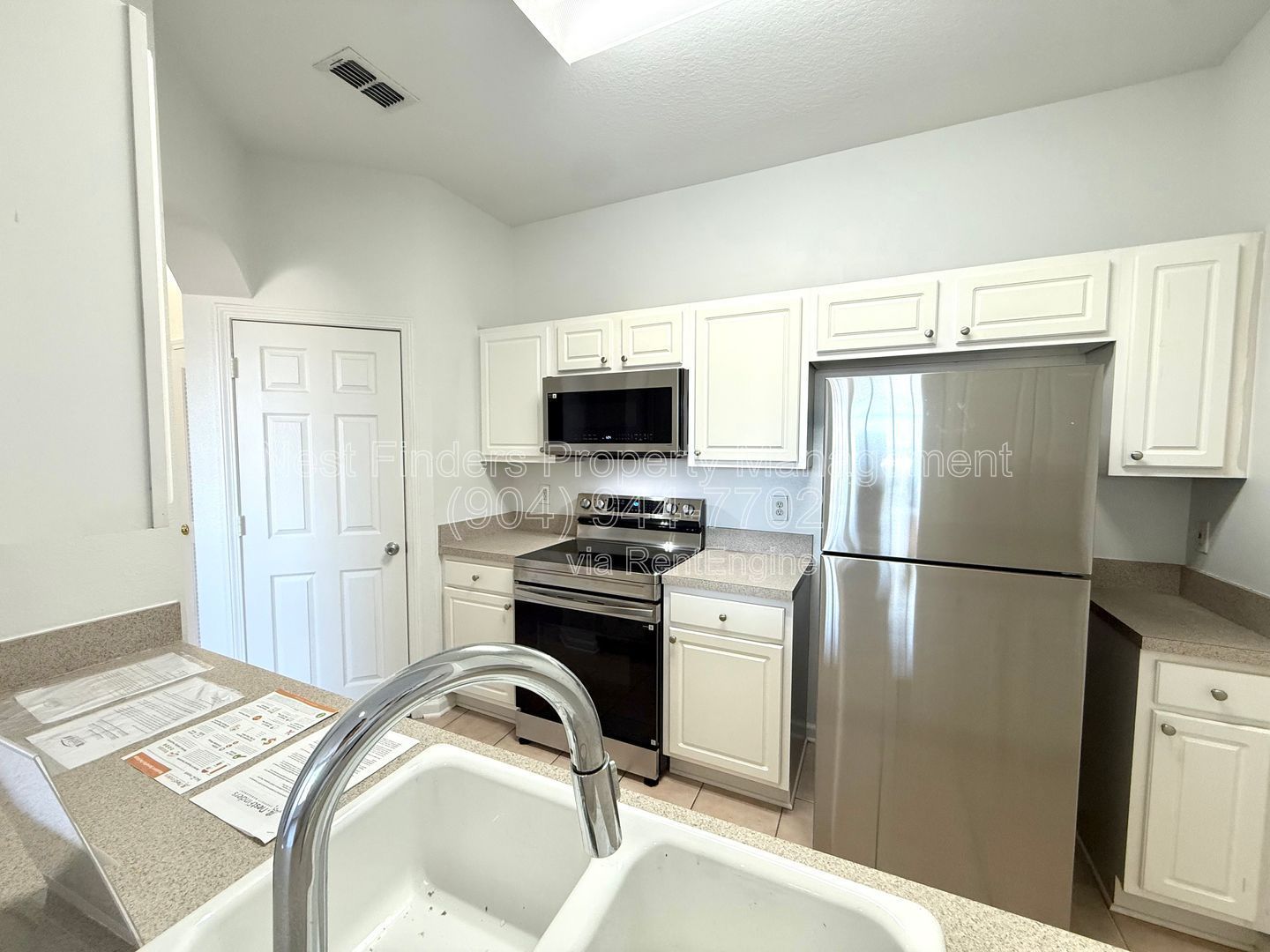 Beautifully updated 2 bed, 2 bath third-floor condo in the gated Stonebridge community. property image